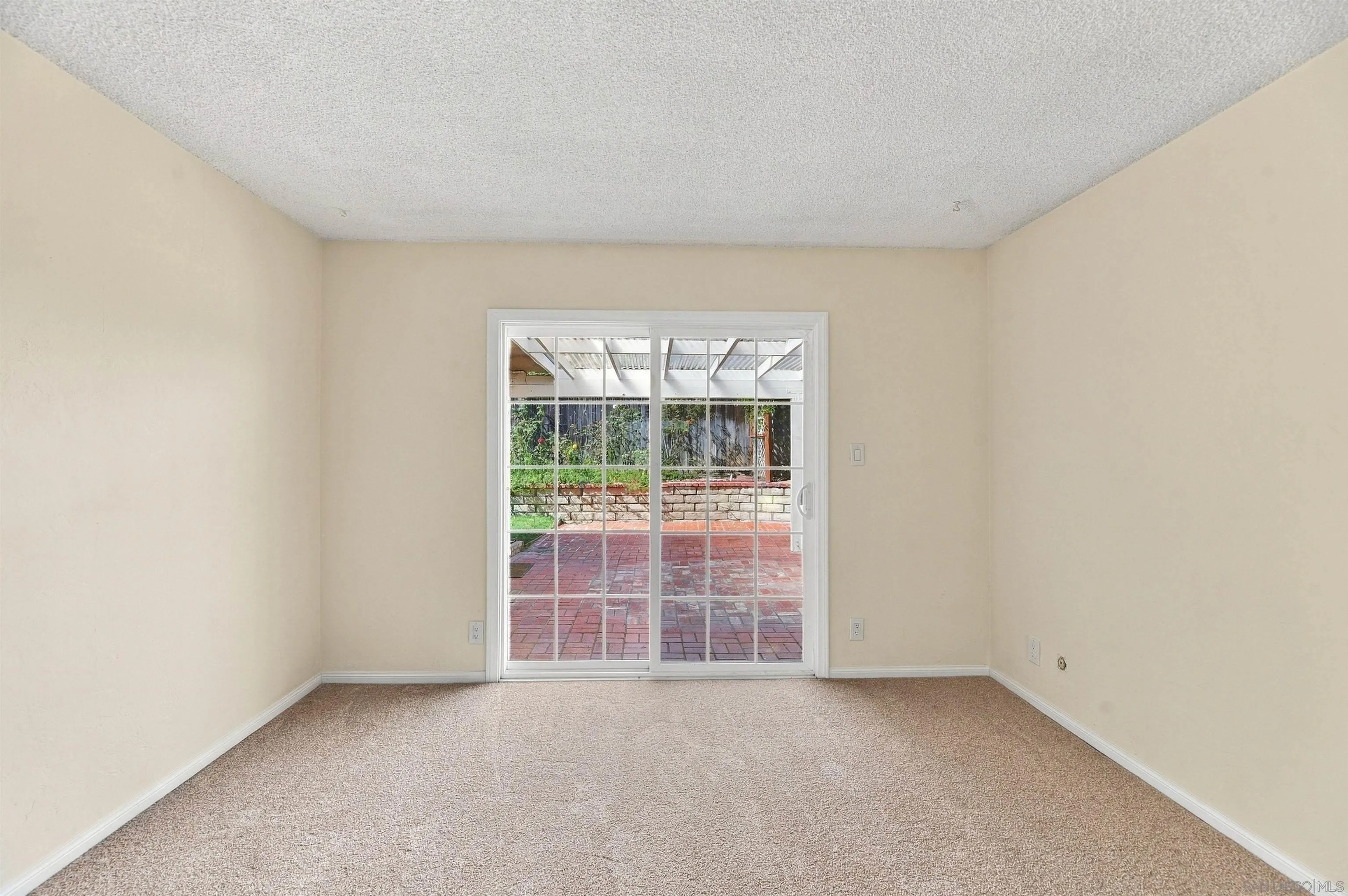 https://cdn.realtyfeed.com/cdn/127/260025479/a187285e8a5fedc987bfd55665b5cce1.webp
