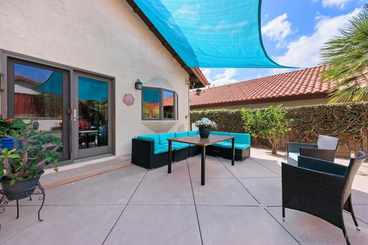 9328 Black Hills Way, San Diego, CA 92129 9328 Black Hills Way, San Diego, CA 92129