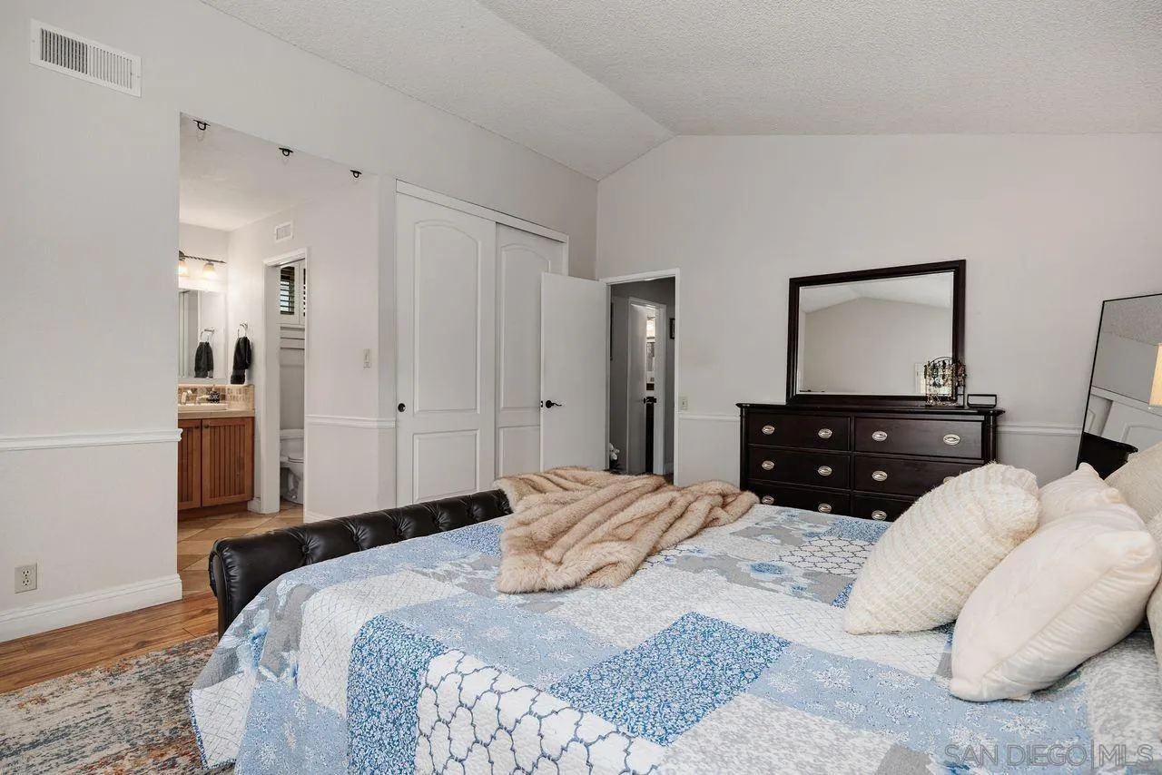 https://cdn.realtyfeed.com/cdn/127/260025480/fc7e2fd54cfaf151180dee7b709d052a.webp