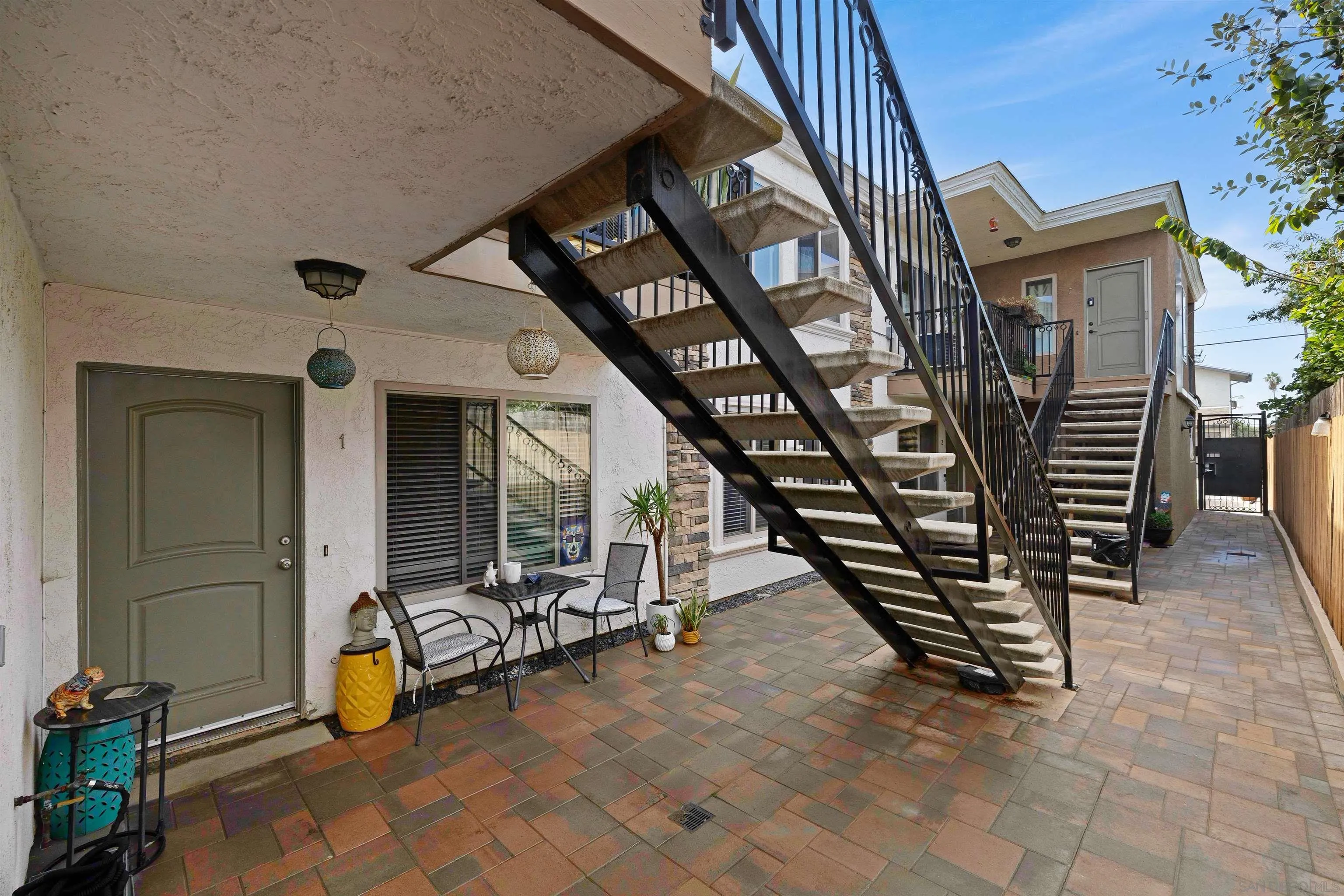 3754 Cherokee Ave, #2, San Diego, CA 92104 3754 Cherokee Ave, #2, San Diego, CA 92104