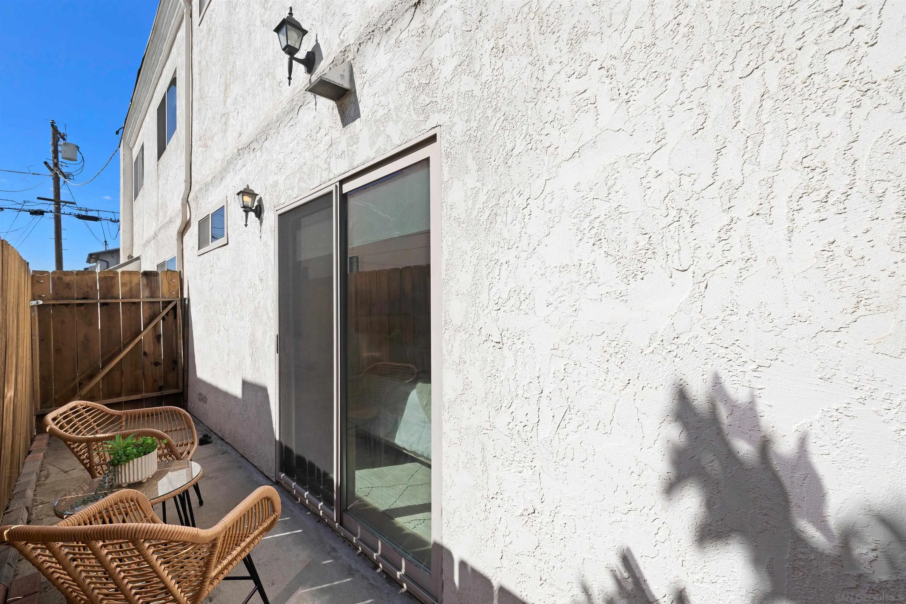 3754 Cherokee Ave, #2, San Diego, CA 92104 3754 Cherokee Ave, #2, San Diego, CA 92104