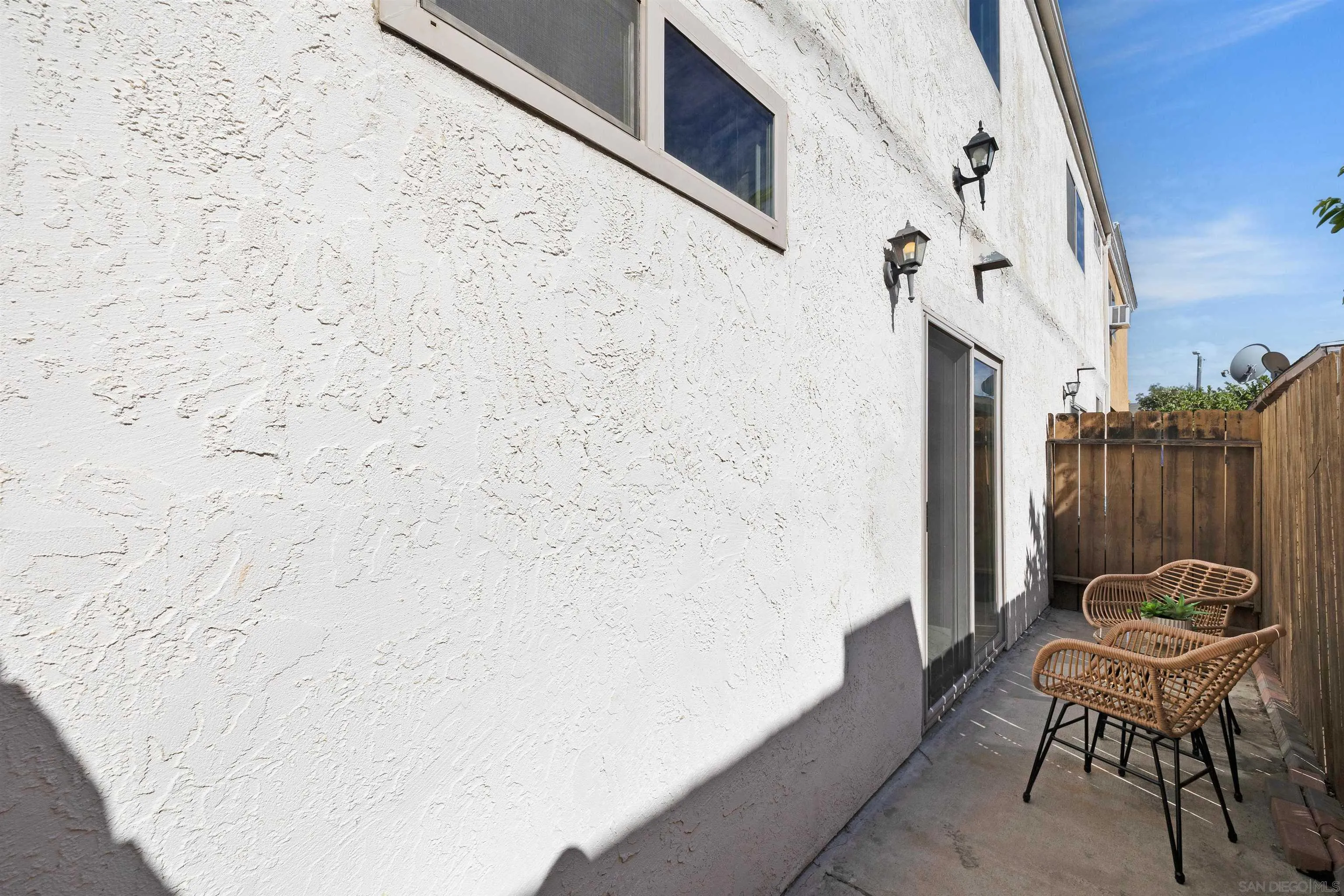 3754 Cherokee Ave, #2, San Diego, CA 92104 3754 Cherokee Ave, #2, San Diego, CA 92104