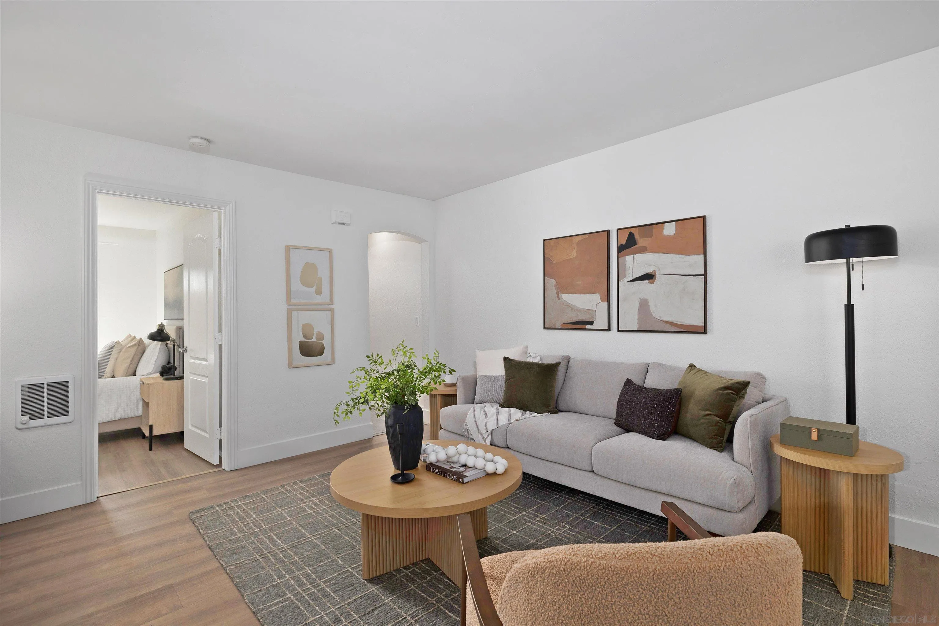 3754 Cherokee Ave, #2, San Diego, CA 92104 3754 Cherokee Ave, #2, San Diego, CA 92104