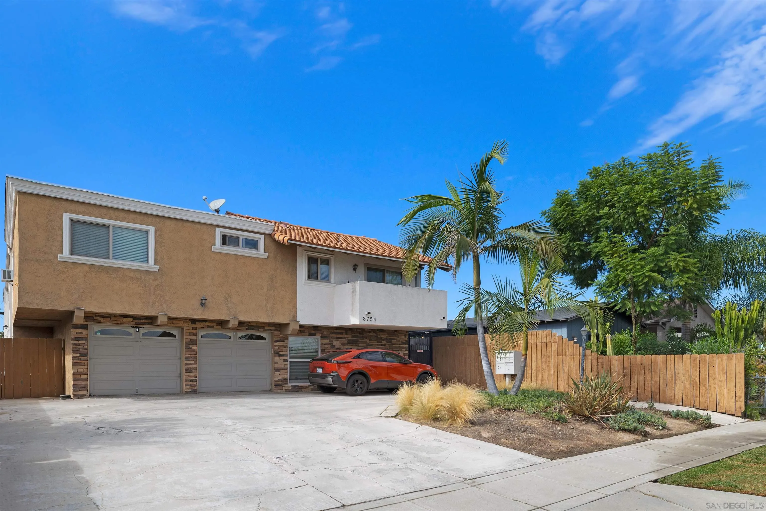 3754 Cherokee Ave, #2, San Diego, CA 92104 3754 Cherokee Ave, #2, San Diego, CA 92104