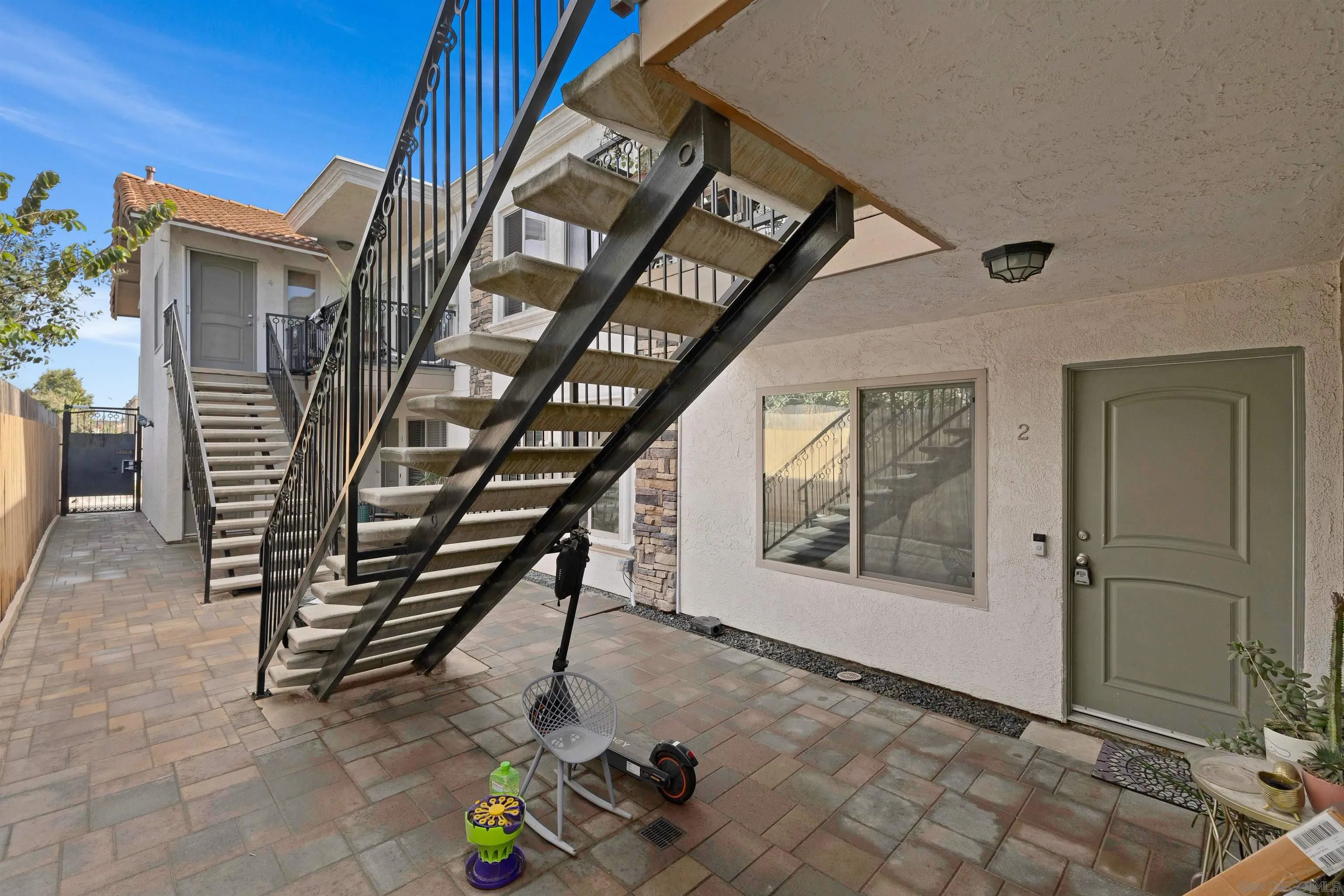 3754 Cherokee Ave, #2, San Diego, CA 92104 3754 Cherokee Ave, #2, San Diego, CA 92104
