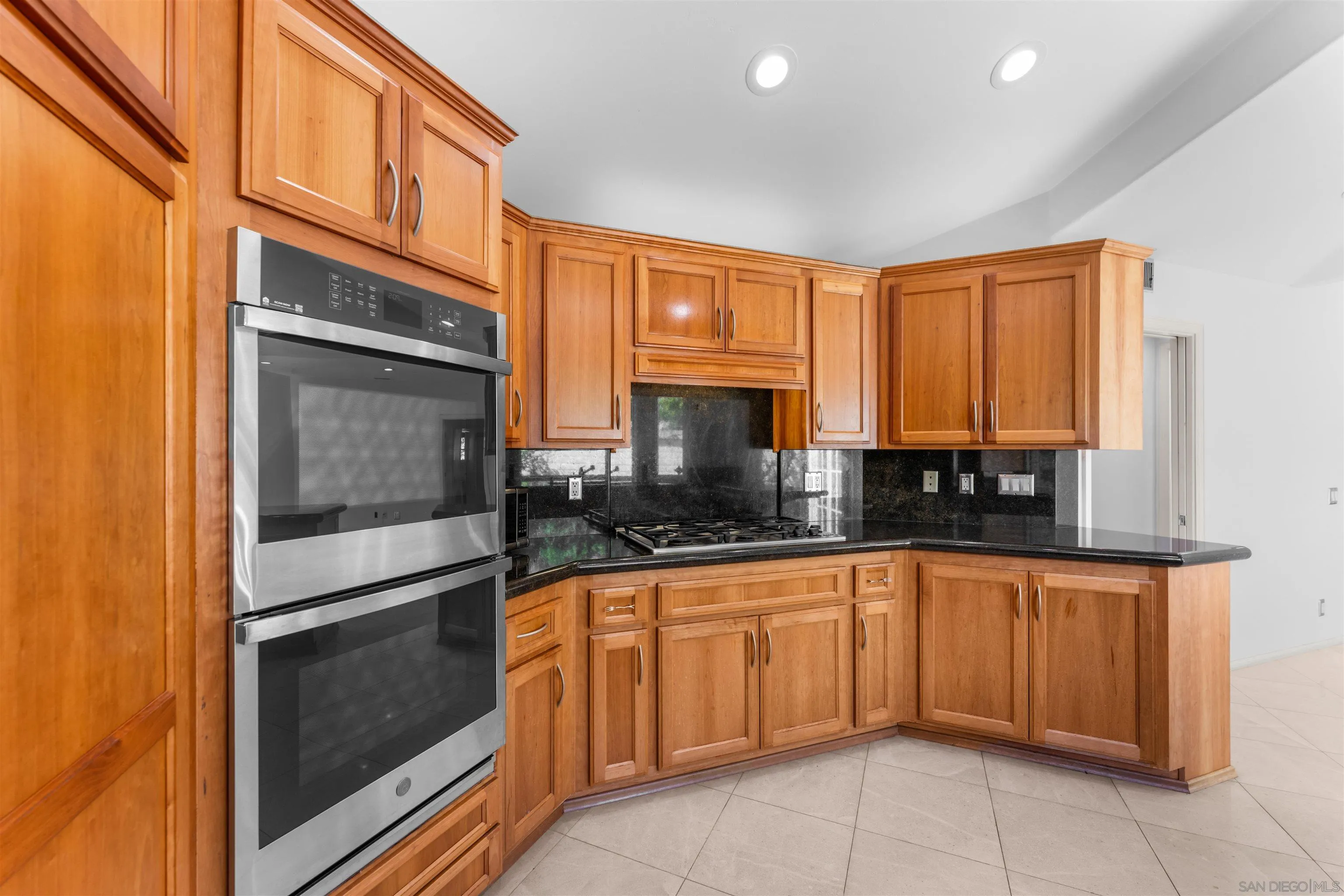 https://cdn.realtyfeed.com/cdn/127/260025483/263e0bf25b17198ca60c76e40383eaaa.webp