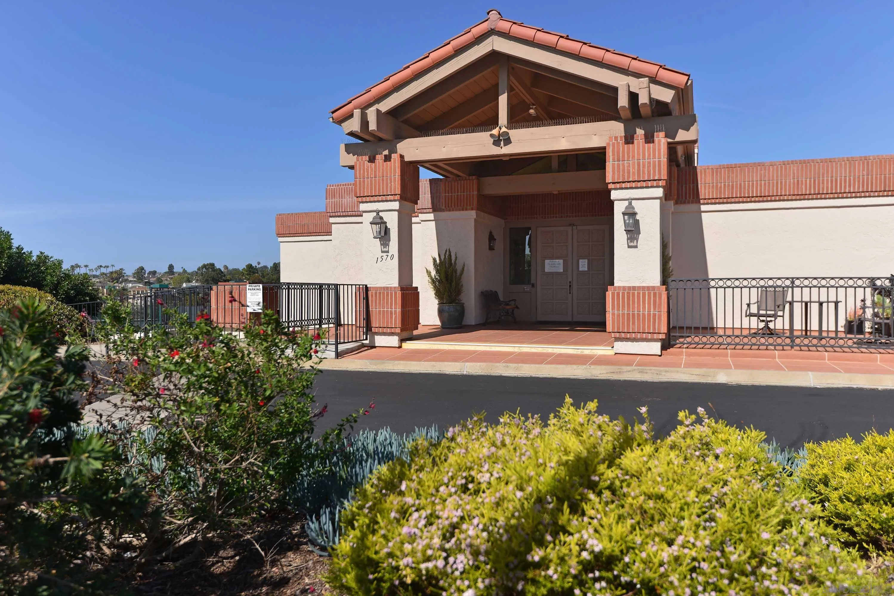 https://cdn.realtyfeed.com/cdn/127/260025483/3462360a0ddaf1a3f6dc2b581ee09bb5.webp