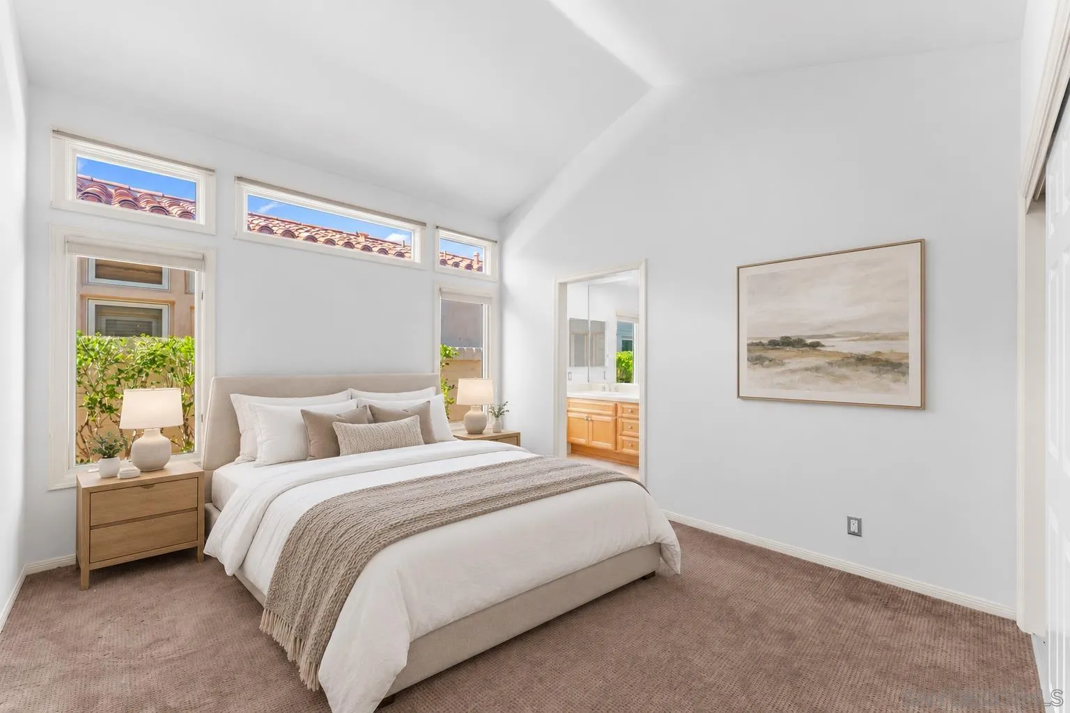 https://cdn.realtyfeed.com/cdn/127/260025483/bc78c10ed54a87ecef95d834e85e144d.webp