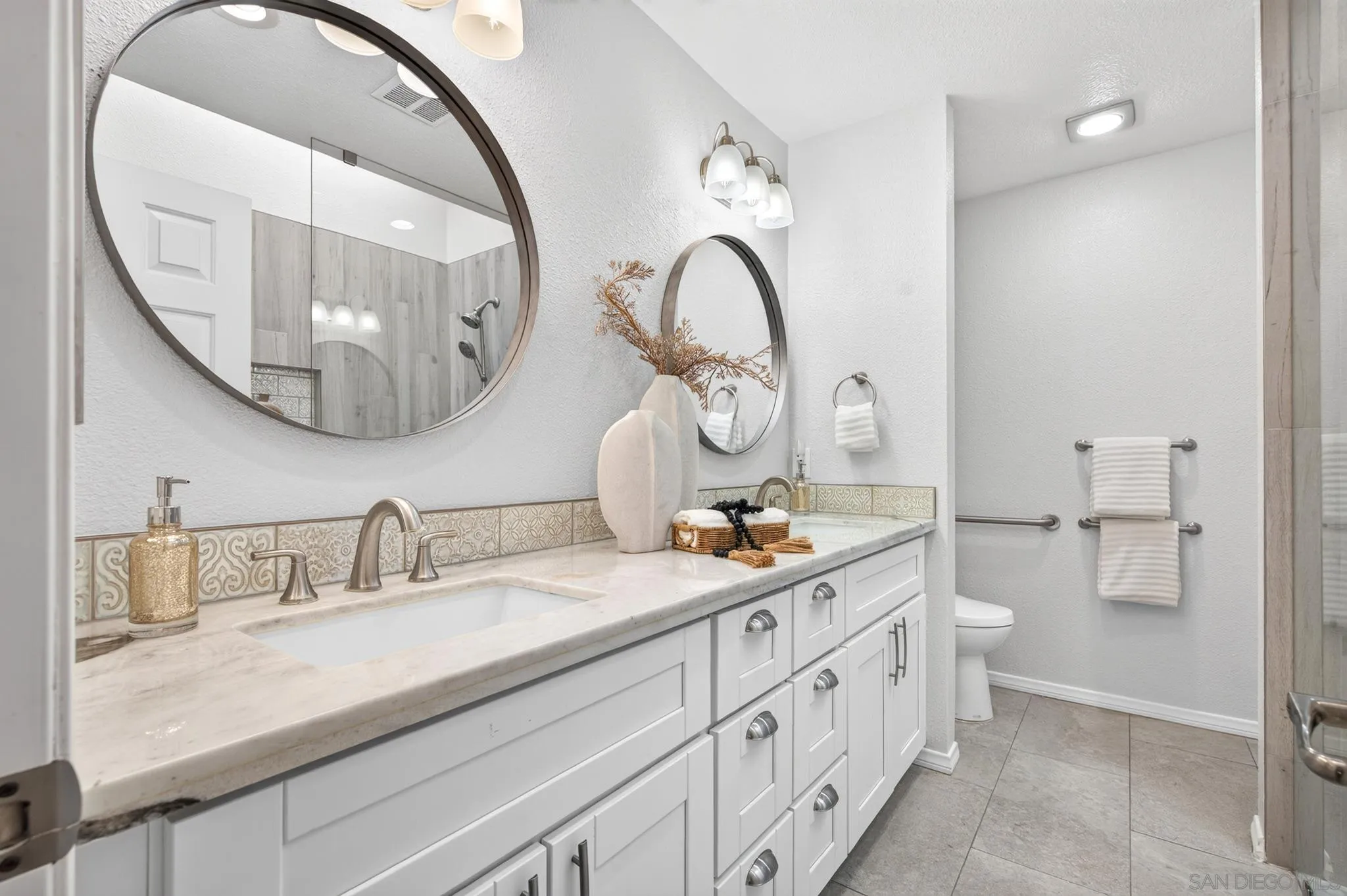 12555 Calle Tamega, #109, San Diego, CA 92128 12555 Calle Tamega, #109, San Diego, CA 92128