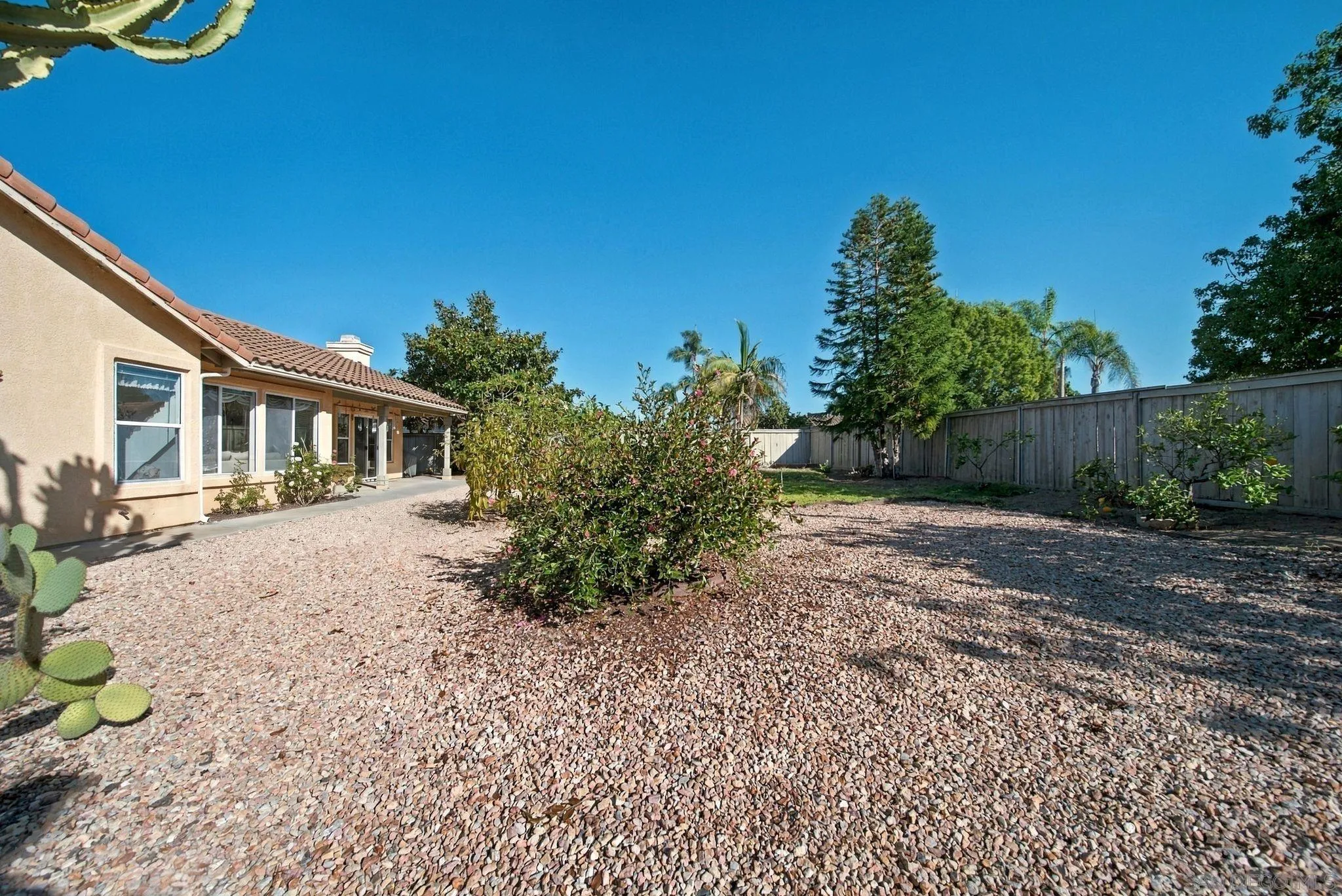 https://cdn.realtyfeed.com/cdn/127/260025487/1298e8491baf2ec76c9ee2f0619867bc.webp