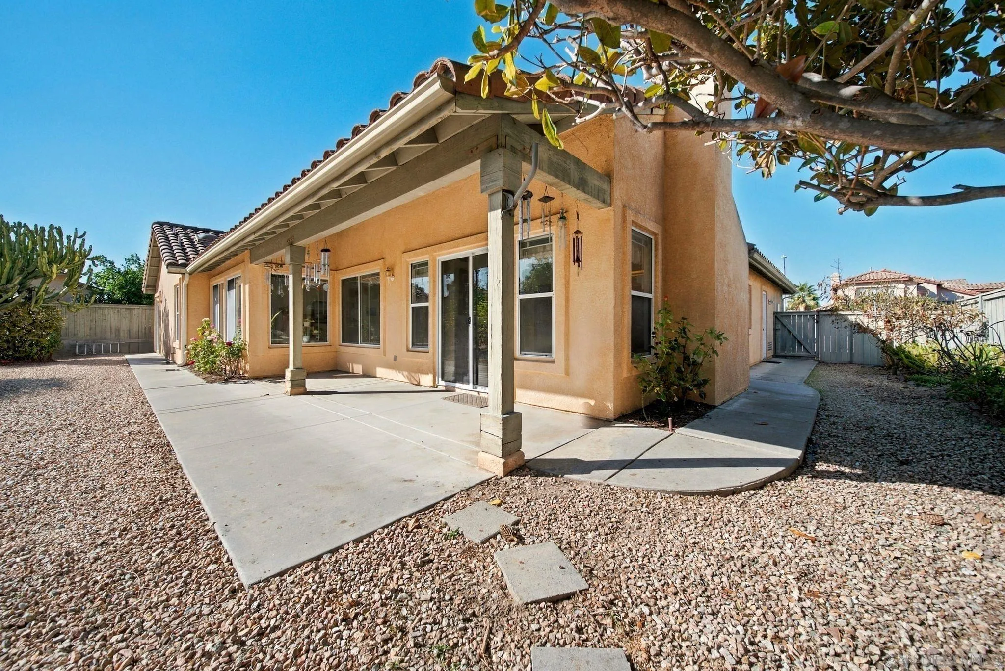 https://cdn.realtyfeed.com/cdn/127/260025487/4667f2a12a2787dada1e138bdd0415bc.webp