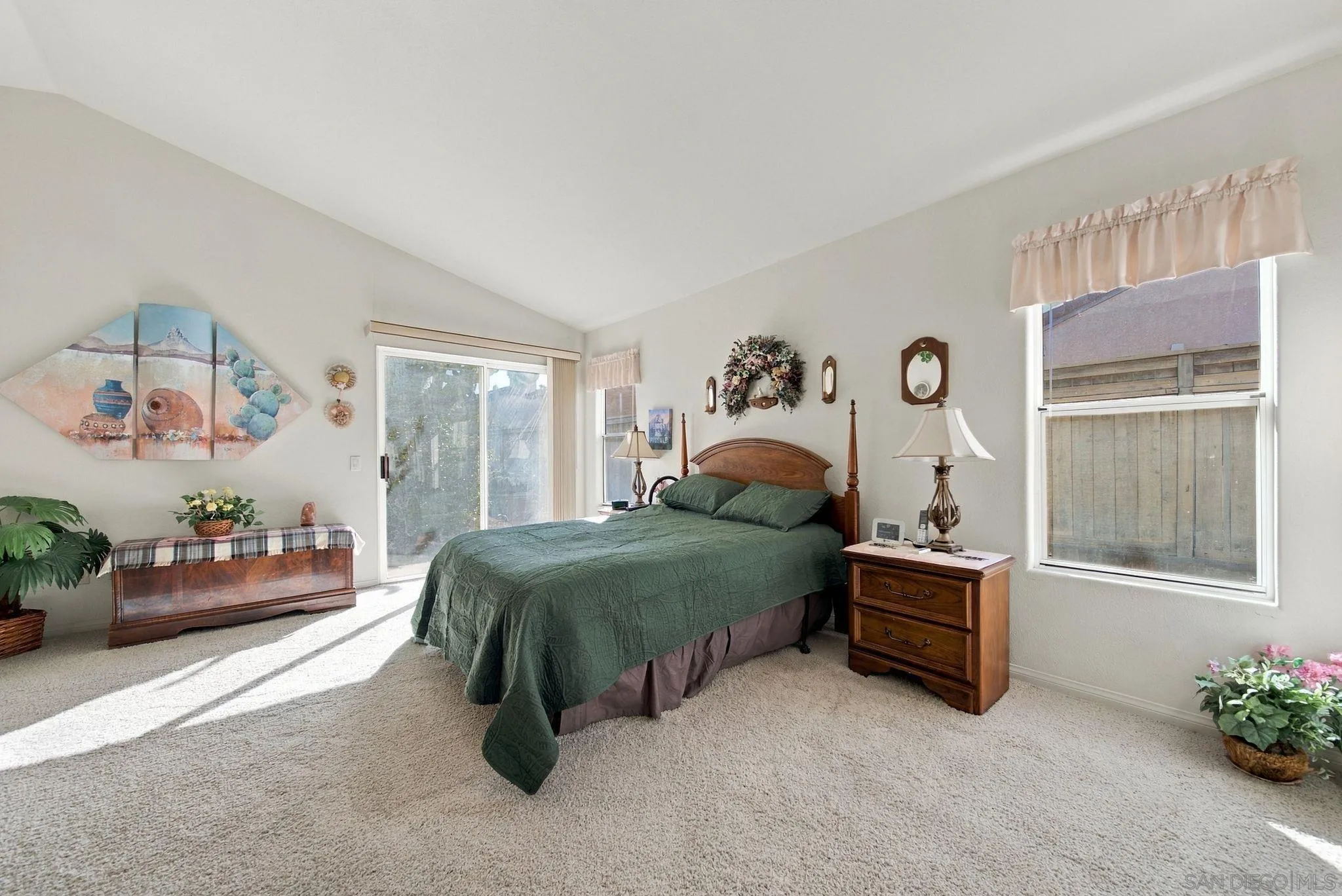 https://cdn.realtyfeed.com/cdn/127/260025487/cf739d5a20c0db7fc12e97c9db80a3fb.webp