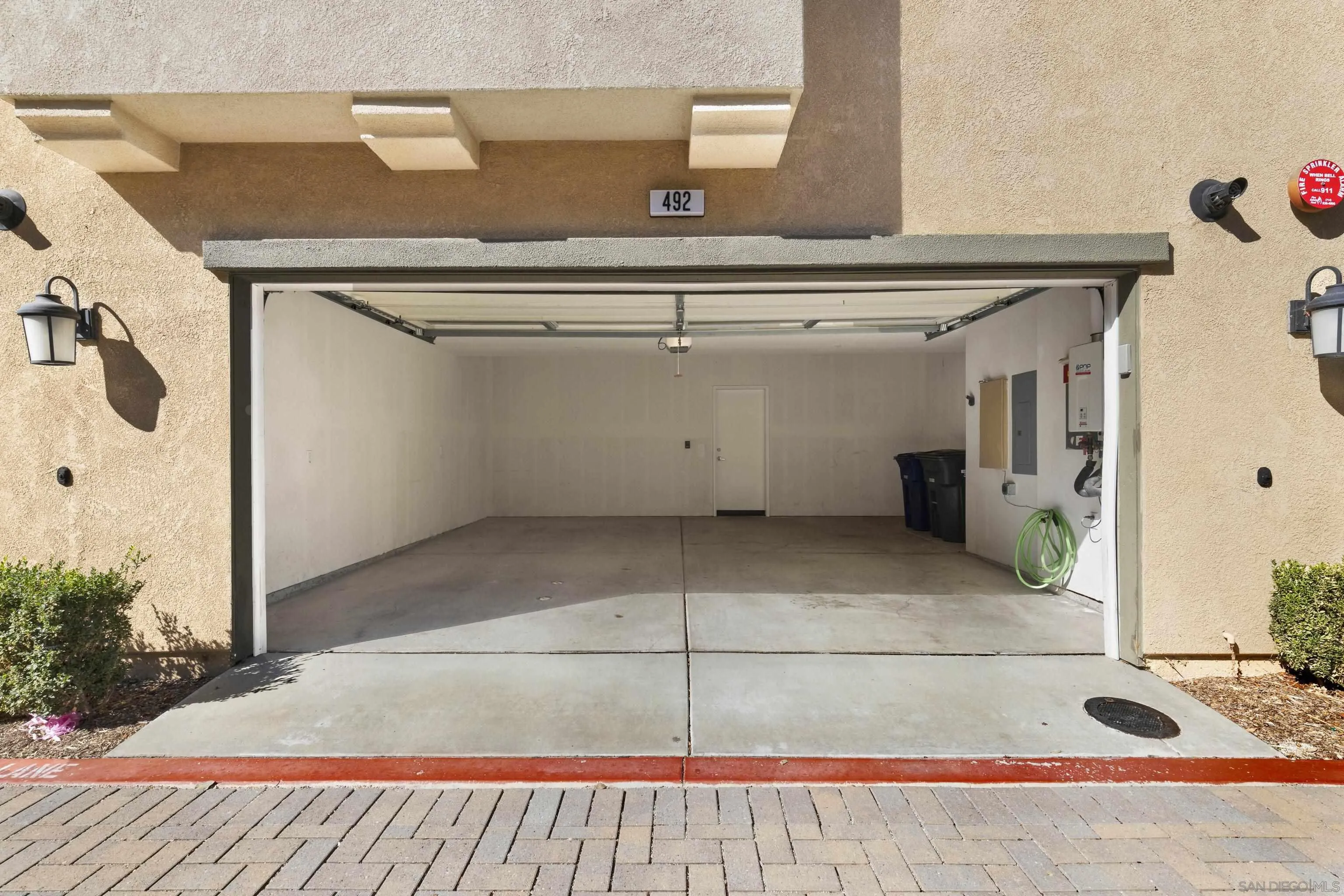 492 Prosperity Dr, San Marcos, CA 92069 492 Prosperity Dr, San Marcos, CA 92069