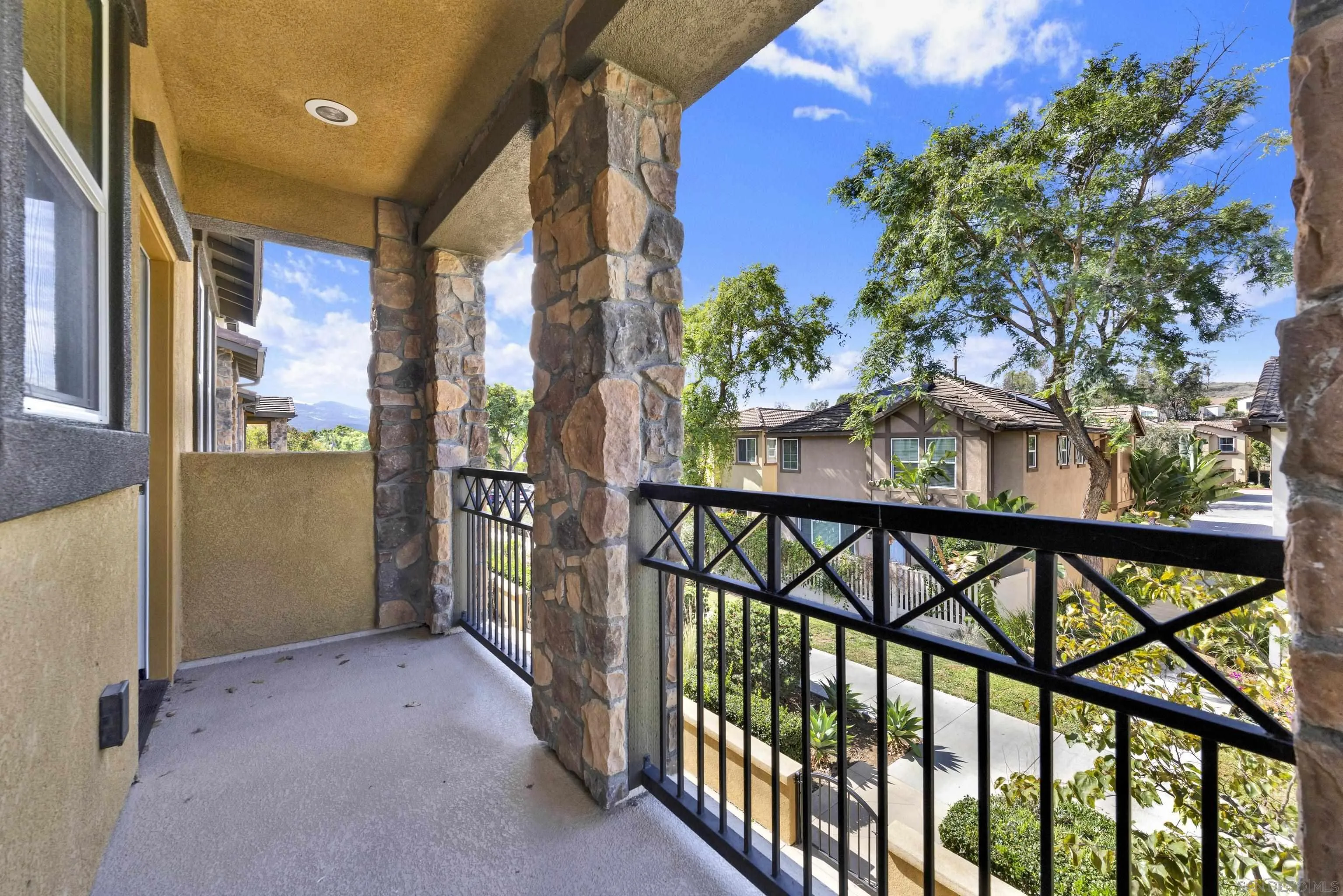 492 Prosperity Dr, San Marcos, CA 92069 492 Prosperity Dr, San Marcos, CA 92069