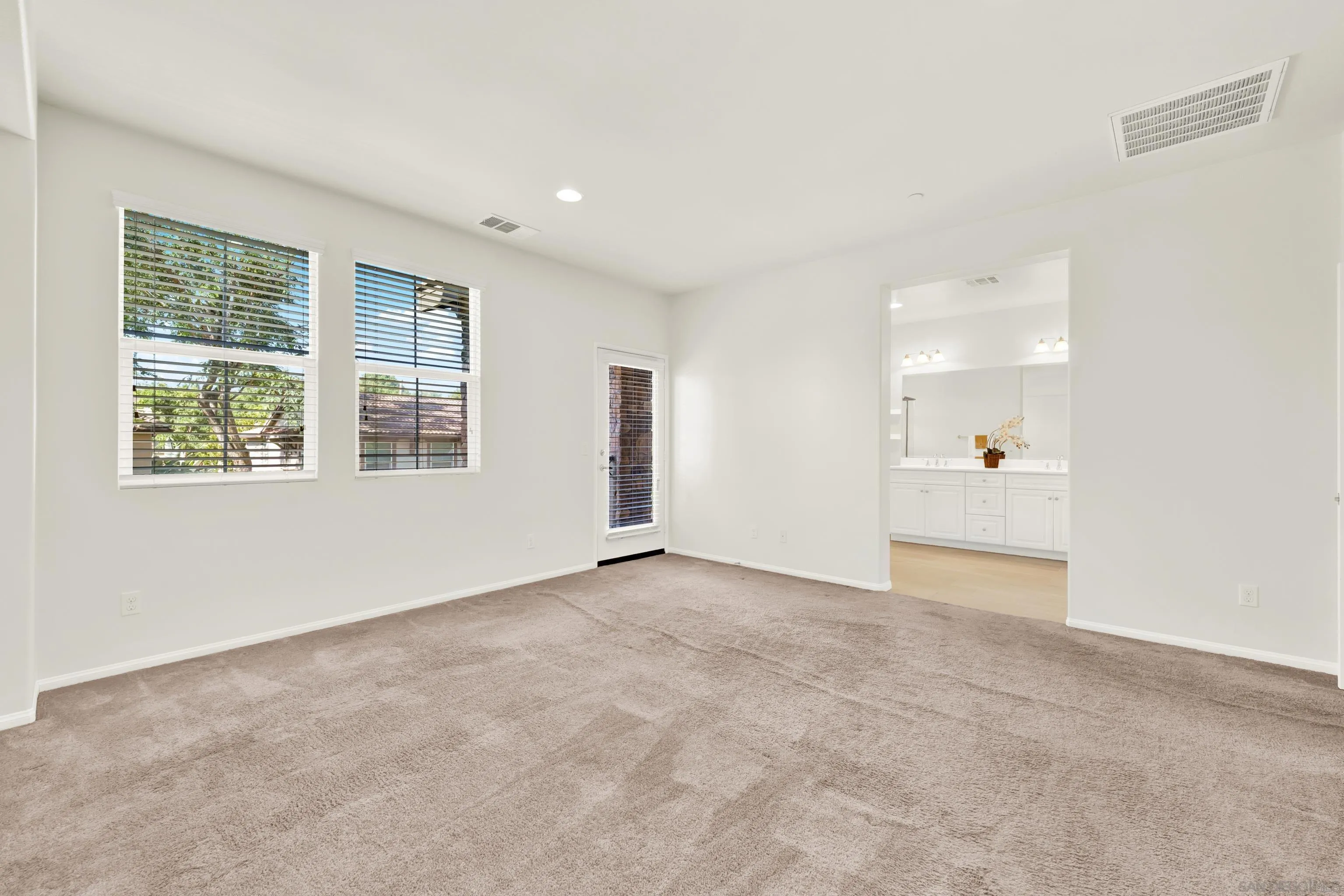 492 Prosperity Dr, San Marcos, CA 92069 Primary Bedroom
