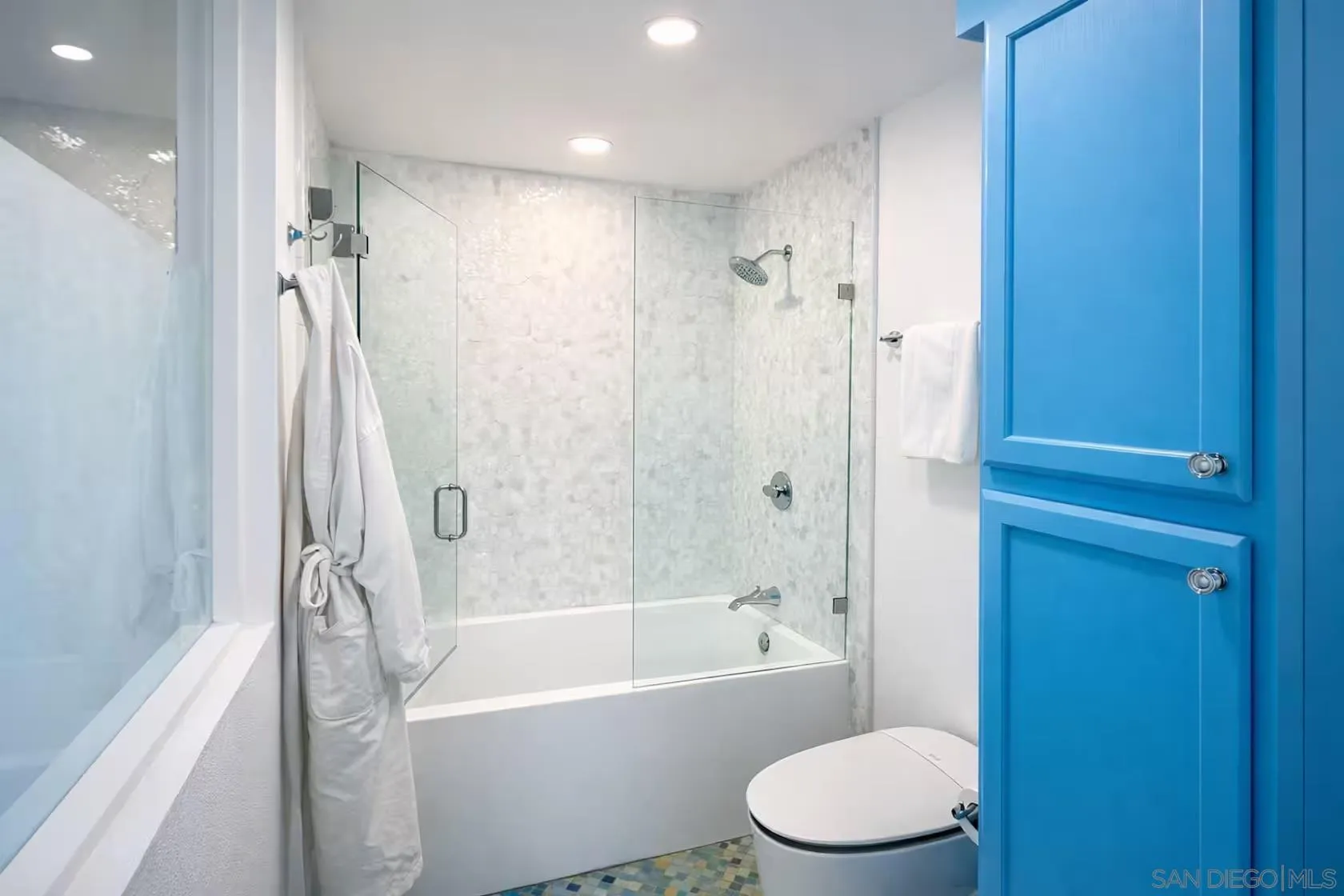 https://cdn.realtyfeed.com/cdn/127/260025493/f3d79e2ea9033fd0a2bc5d4b5f17bdd8.webp