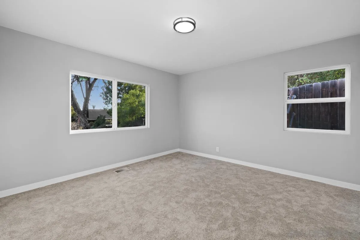 9092 TERRACE DR, La Mesa, CA 91941 9092 TERRACE DR, La Mesa, CA 91941