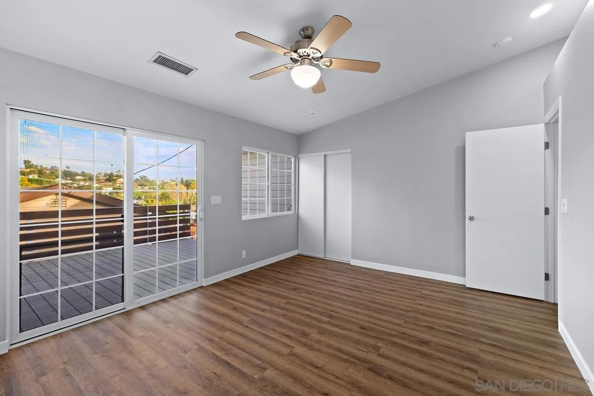 9092 TERRACE DR, La Mesa, CA 91941 9092 TERRACE DR, La Mesa, CA 91941
