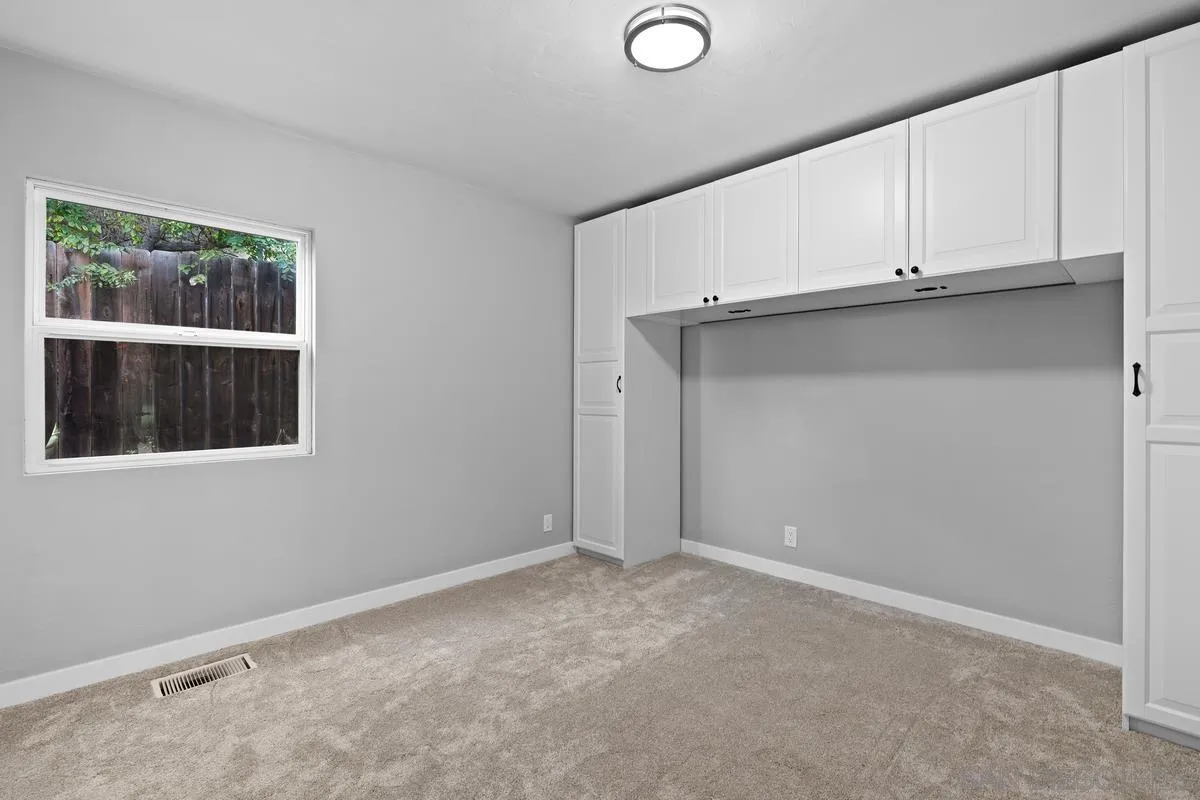 9092 TERRACE DR, La Mesa, CA 91941 9092 TERRACE DR, La Mesa, CA 91941