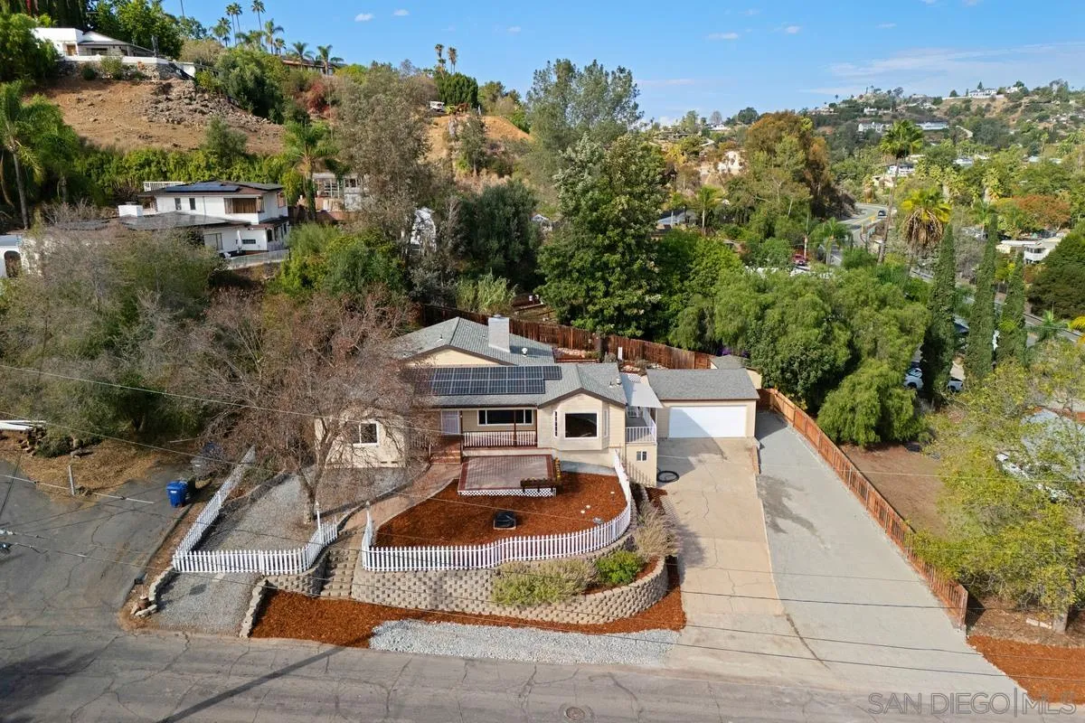 9092 TERRACE DR, La Mesa, CA 91941 9092 TERRACE DR, La Mesa, CA 91941