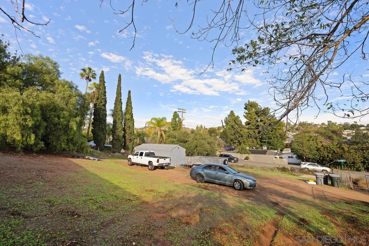 9092 TERRACE DR, La Mesa, CA 91941 9092 TERRACE DR, La Mesa, CA 91941