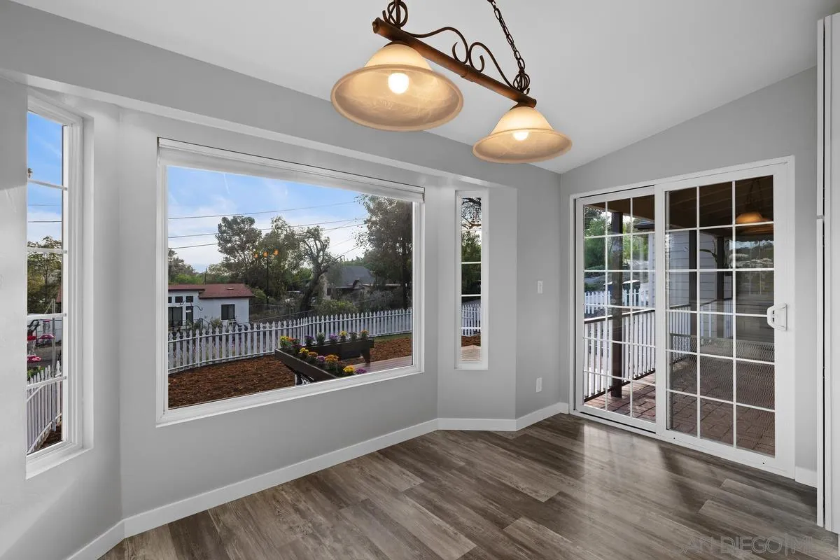 9092 TERRACE DR, La Mesa, CA 91941 9092 TERRACE DR, La Mesa, CA 91941