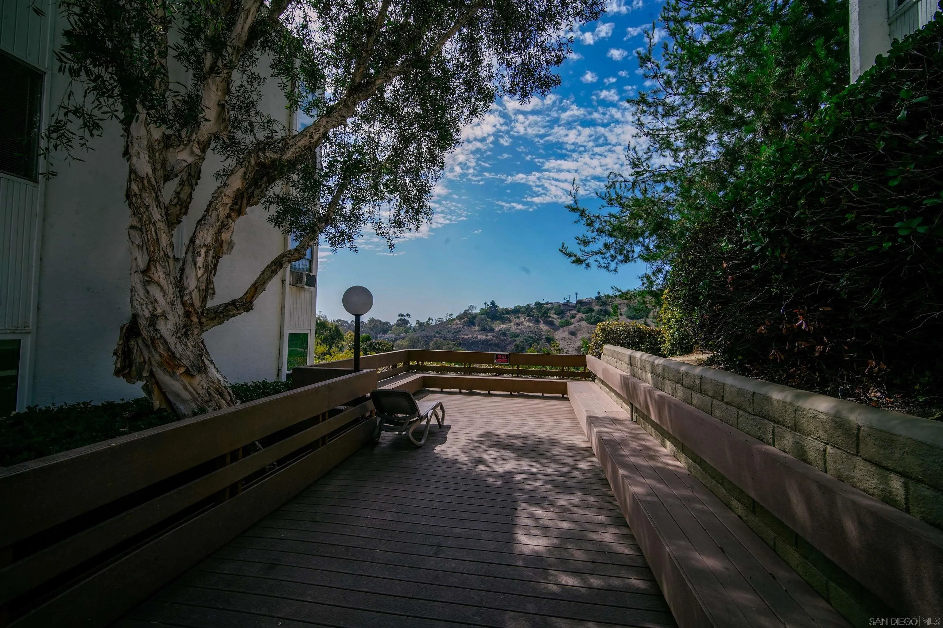 https://cdn.realtyfeed.com/cdn/127/260025496/1d697cb4da634137b48ddcf0fc700bf1.webp