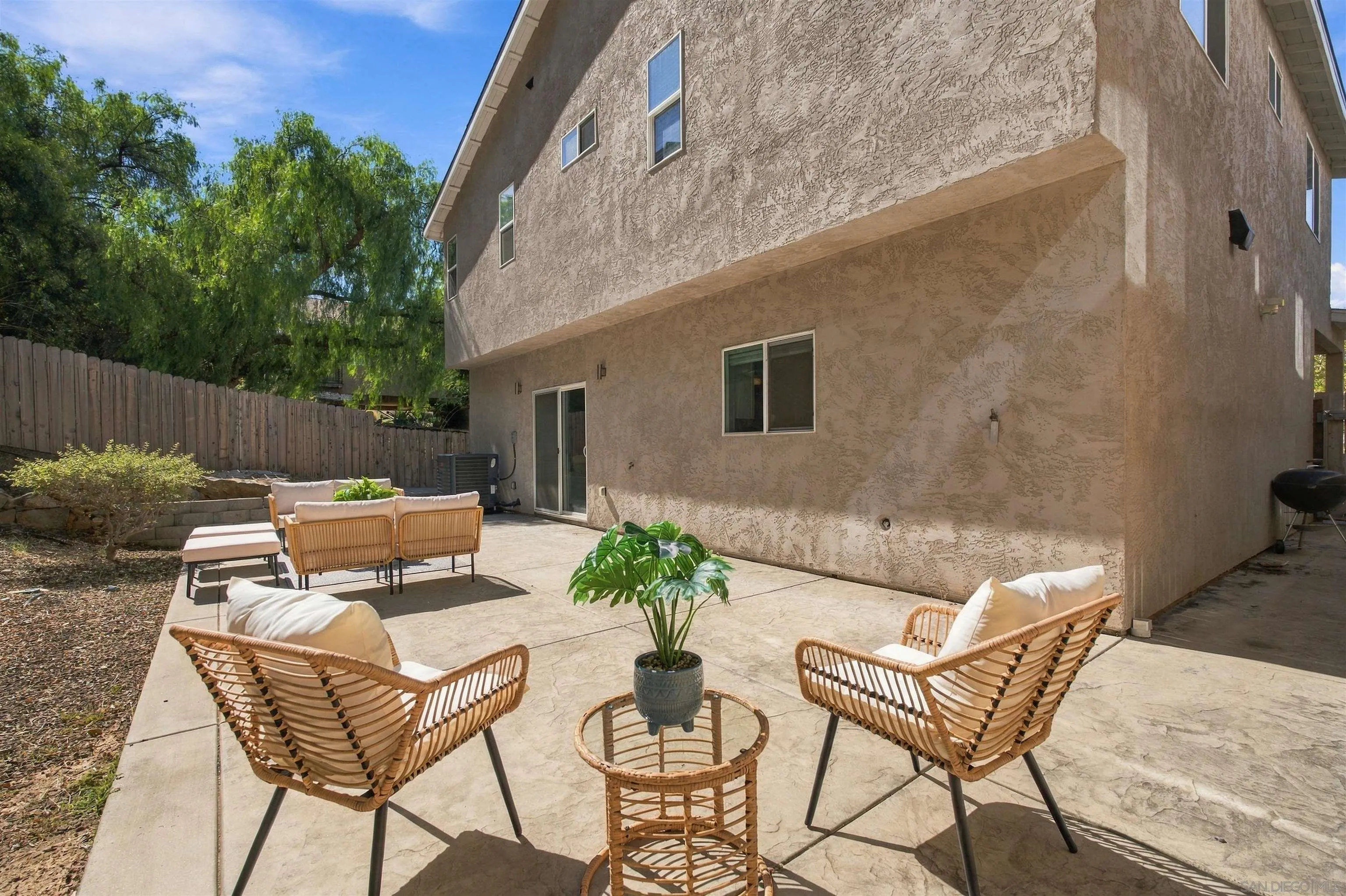 1621 Paraiso Ave, Spring Valley, CA 91977 1621 Paraiso Ave, Spring Valley, CA 91977