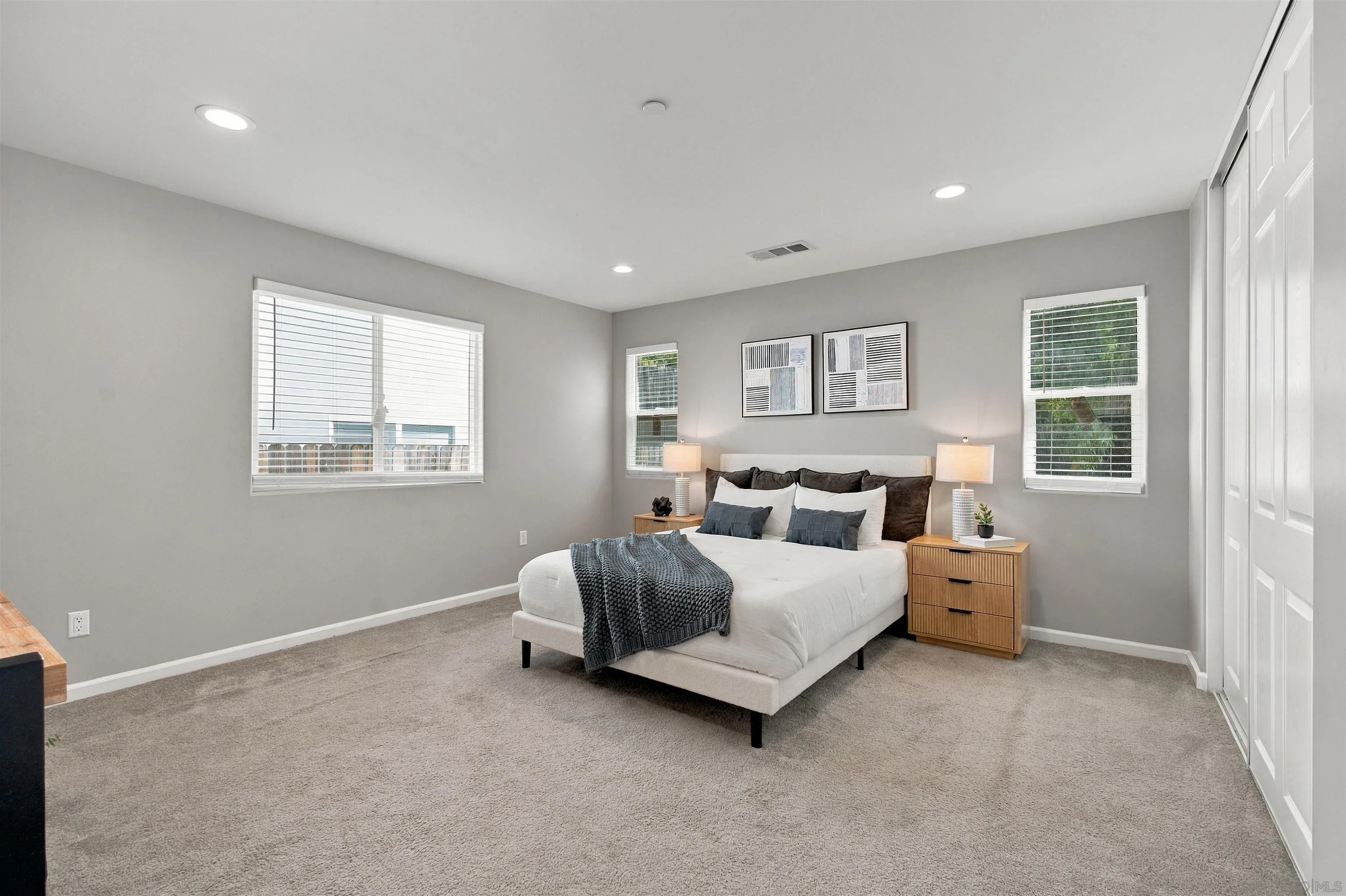 1621 Paraiso Ave, Spring Valley, CA 91977 1621 Paraiso Ave, Spring Valley, CA 91977