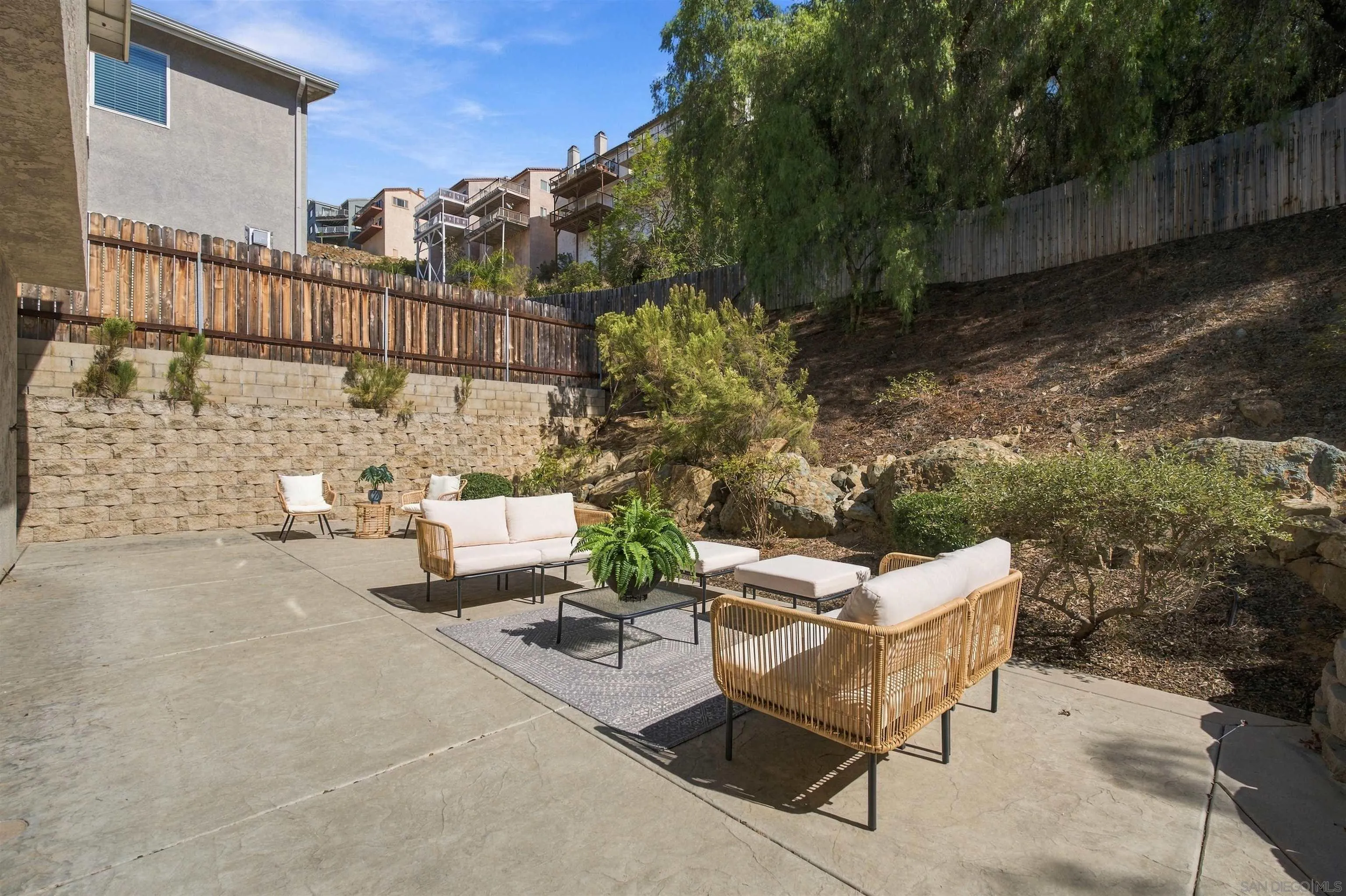 1621 Paraiso Ave, Spring Valley, CA 91977 1621 Paraiso Ave, Spring Valley, CA 91977