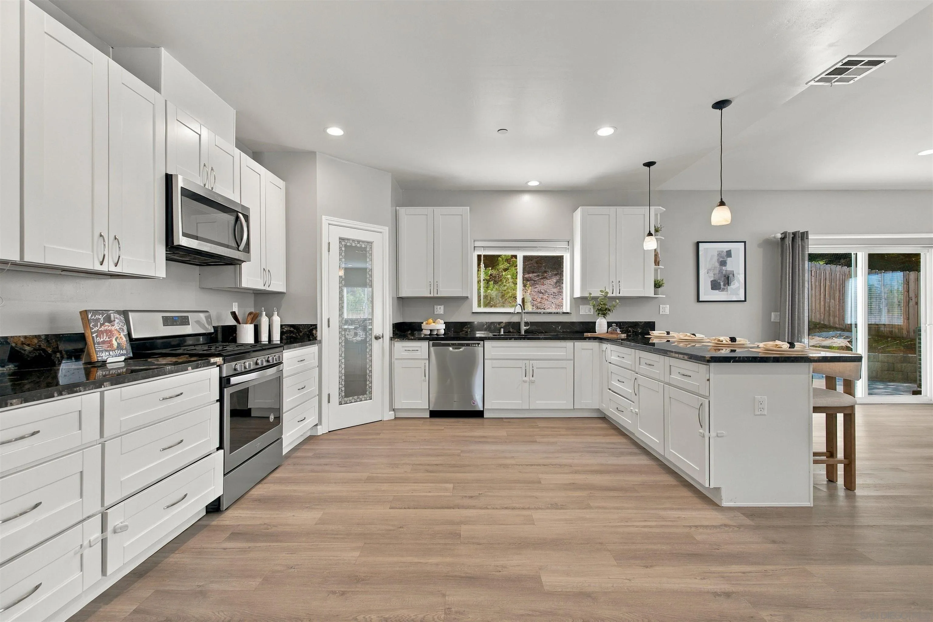 1621 Paraiso Ave, Spring Valley, CA 91977 1621 Paraiso Ave, Spring Valley, CA 91977