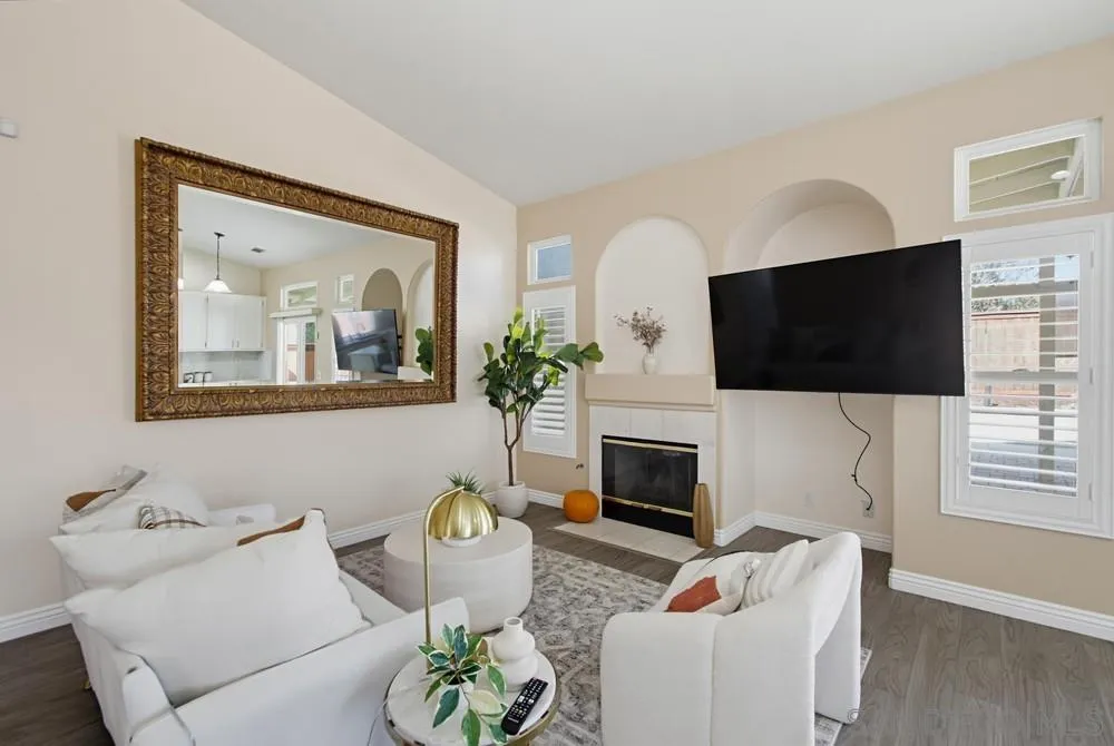 https://cdn.realtyfeed.com/cdn/127/260025500/bfc83acd3a113e126899fcc1ebae14d3.webp