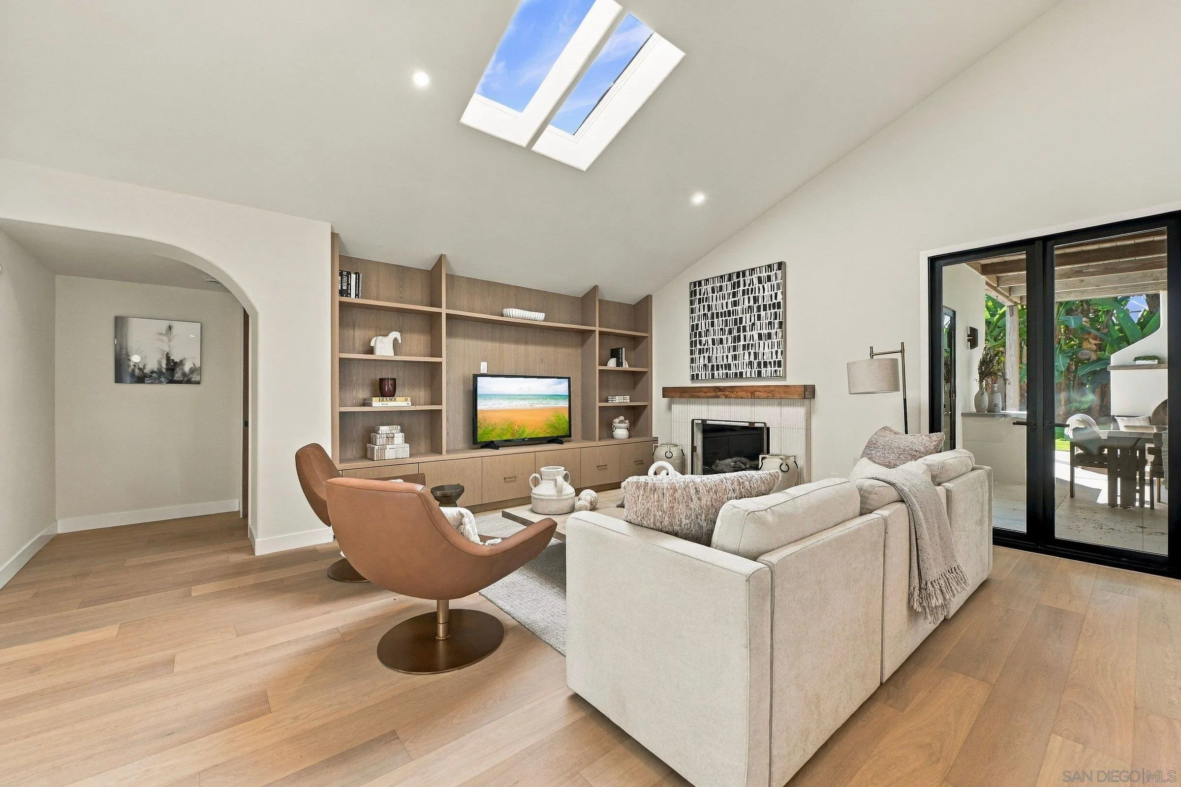 2191 7th Street, Del Mar, CA 92014 2191 7th Street, Del Mar, CA 92014