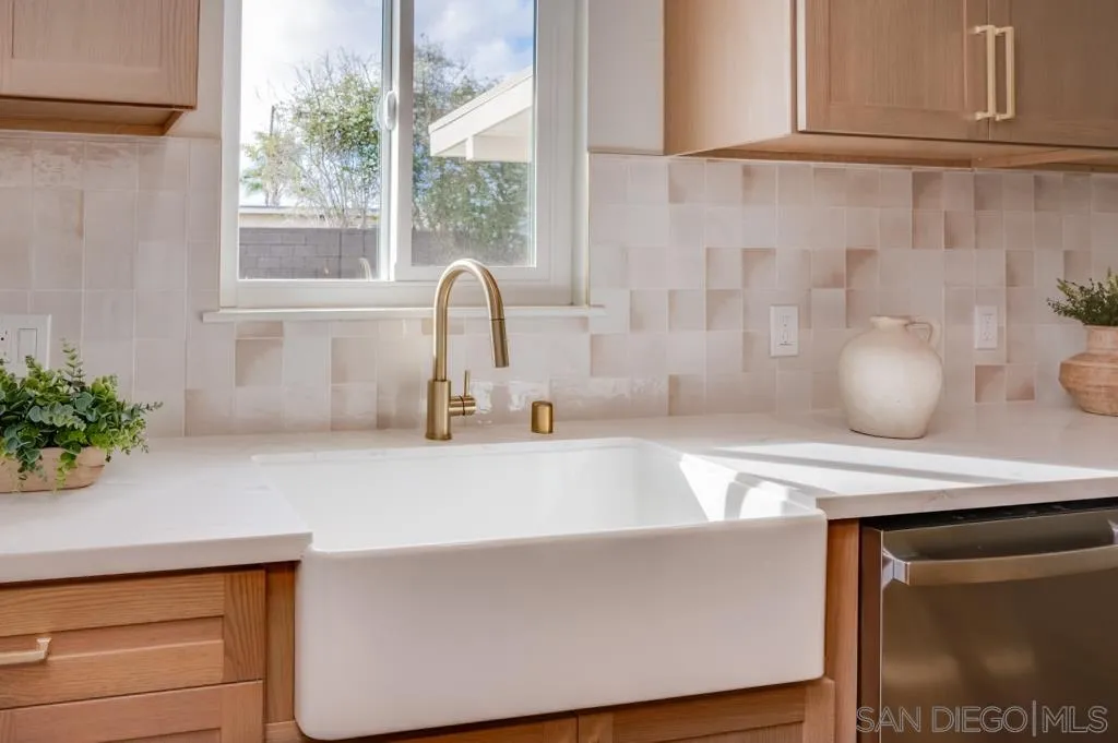 1119 Oneonta Ave, Imperial Beach, CA 91932