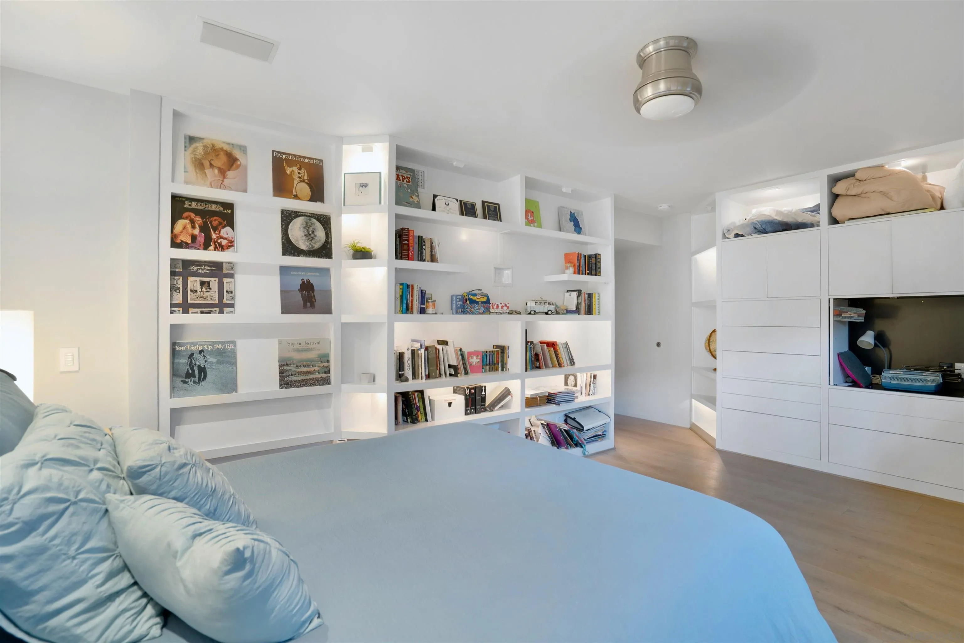 https://cdn.realtyfeed.com/cdn/127/260025518/bcf4620b1144bb9f5e98226c57445e8a.webp
