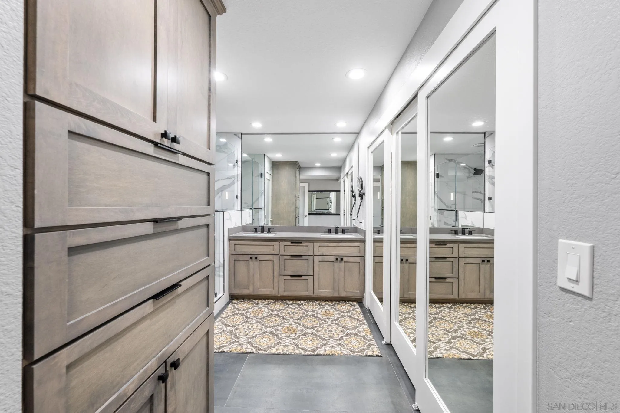 6 E Kingston Ct, Coronado, CA 92118 6 E Kingston Ct, Coronado, CA 92118