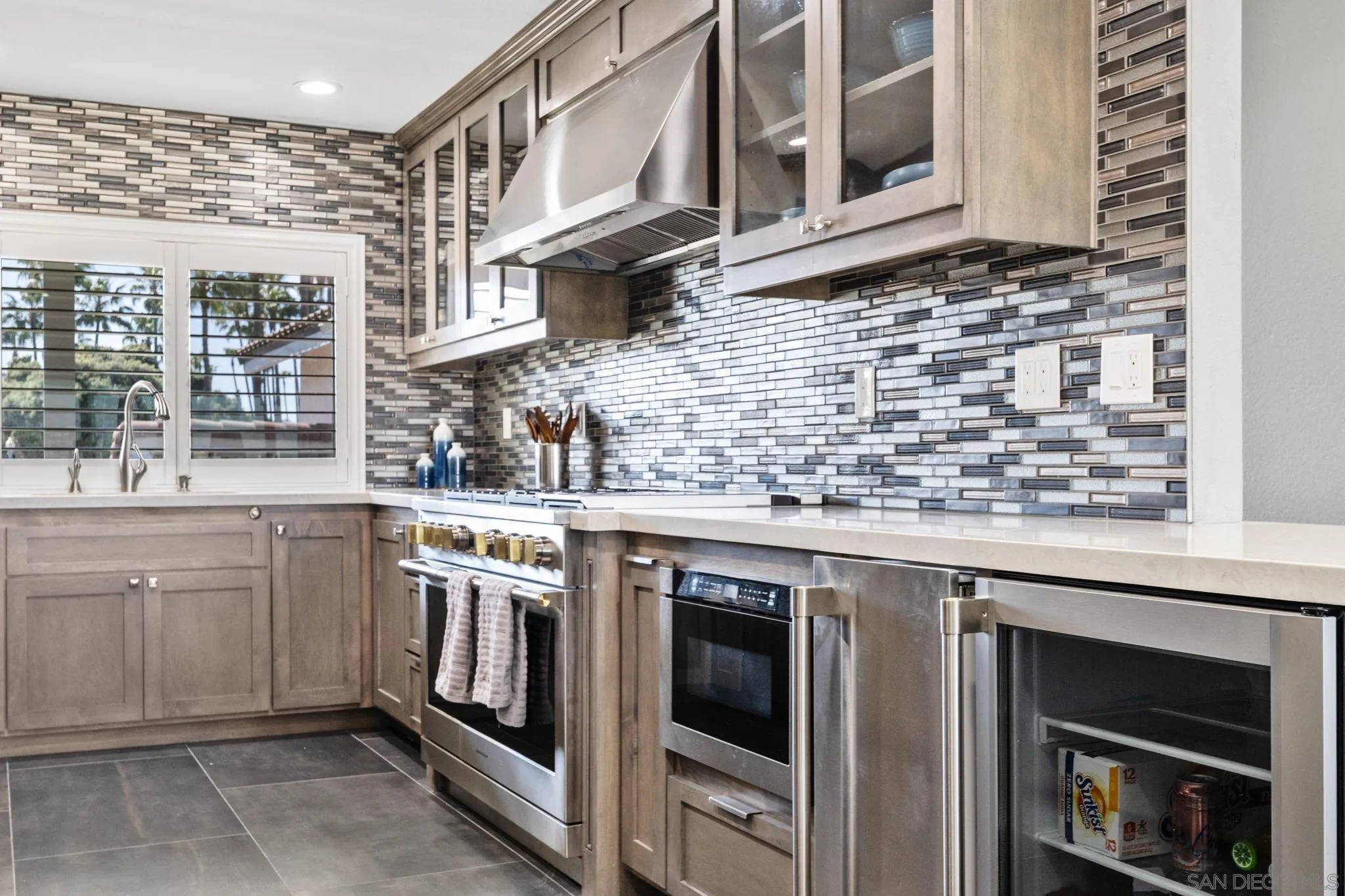 6 E Kingston Ct, Coronado, CA 92118 6 E Kingston Ct, Coronado, CA 92118