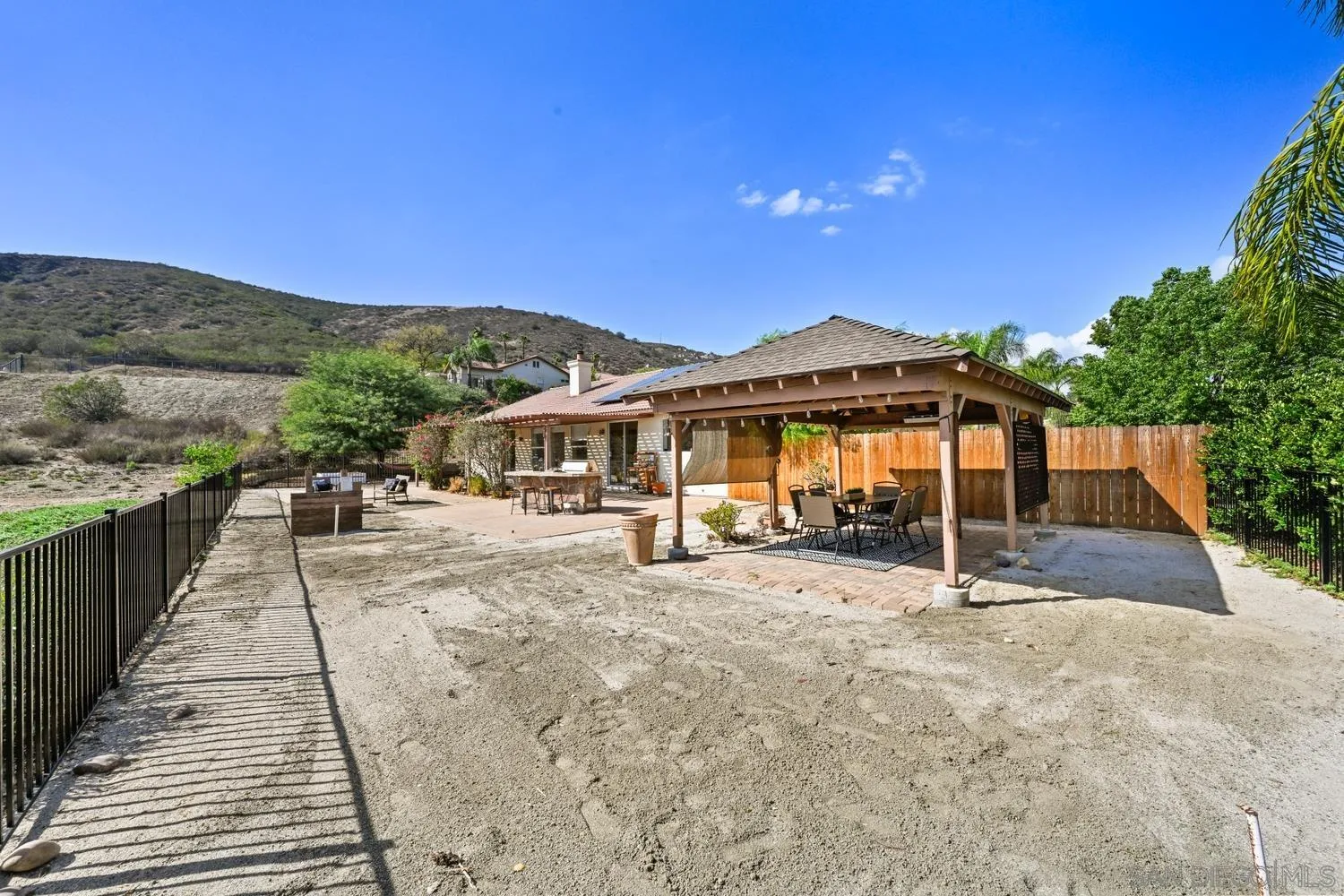 17208 Rising Dale Way, Ramona, CA 92065 17208 Rising Dale Way, Ramona, CA 92065