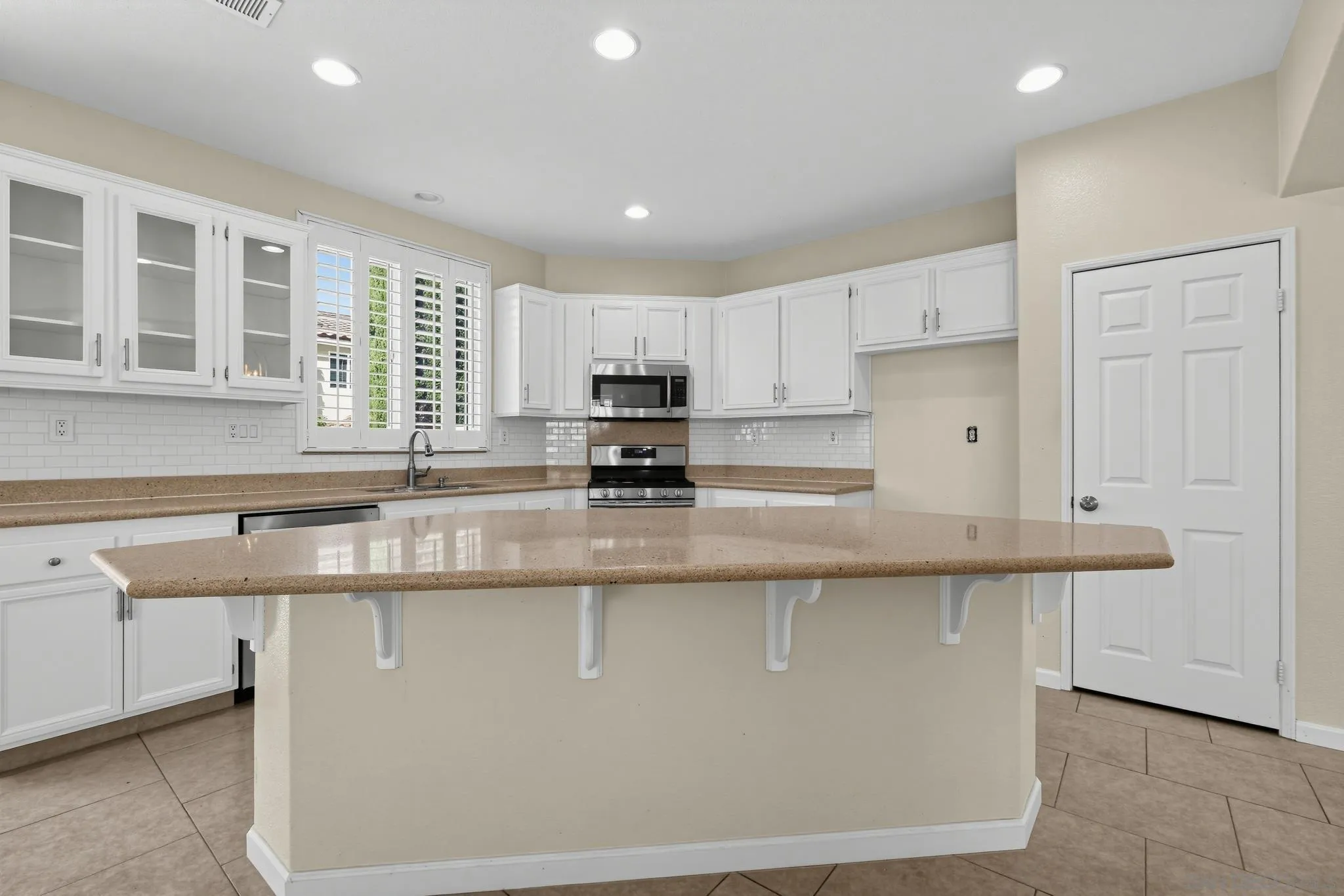 1204 Hidden Trails, San Diego, CA 92154 1204 Hidden Trails, San Diego, CA 92154