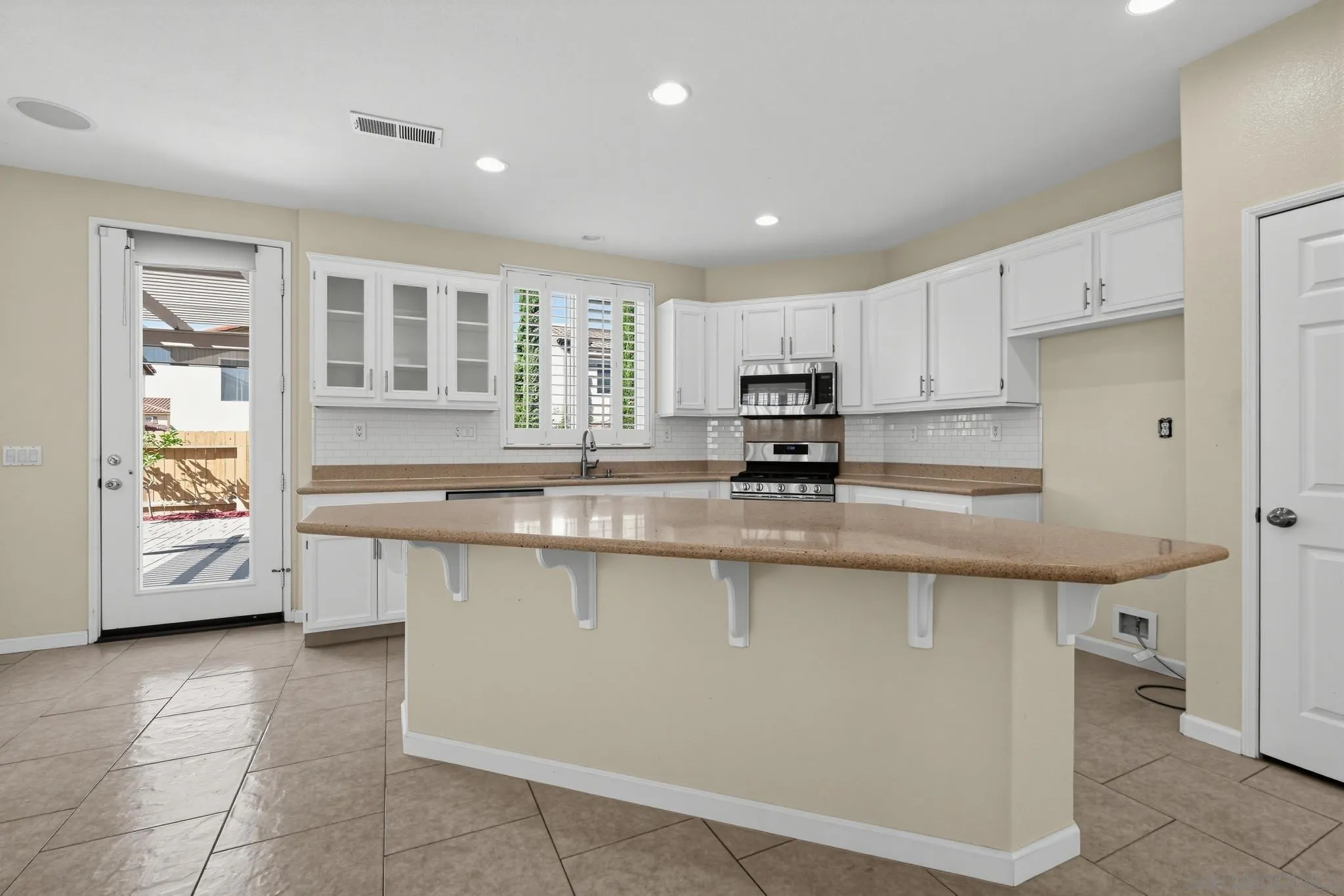 1204 Hidden Trails, San Diego, CA 92154 1204 Hidden Trails, San Diego, CA 92154