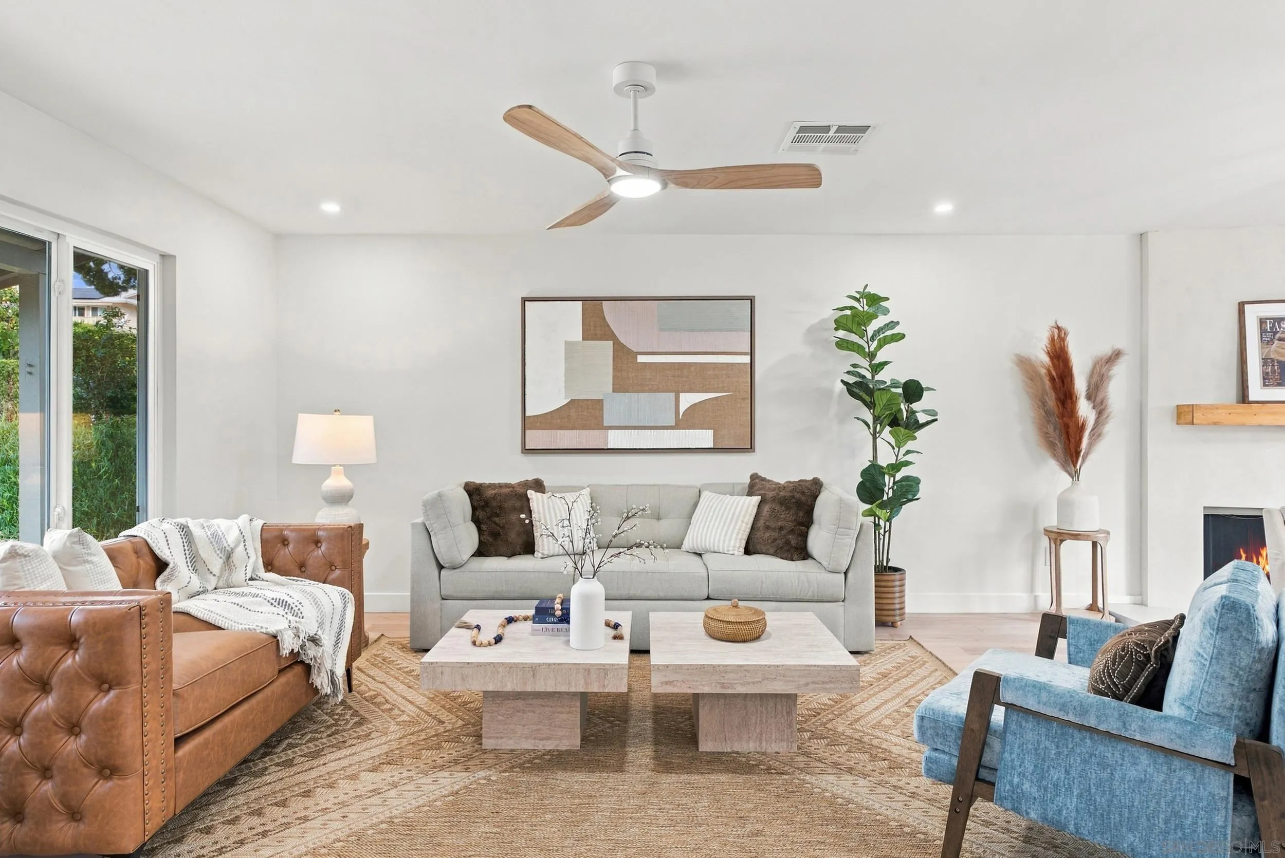 https://cdn.realtyfeed.com/cdn/127/260025527/015553305b36399f2ffcd4048a441db4.webp