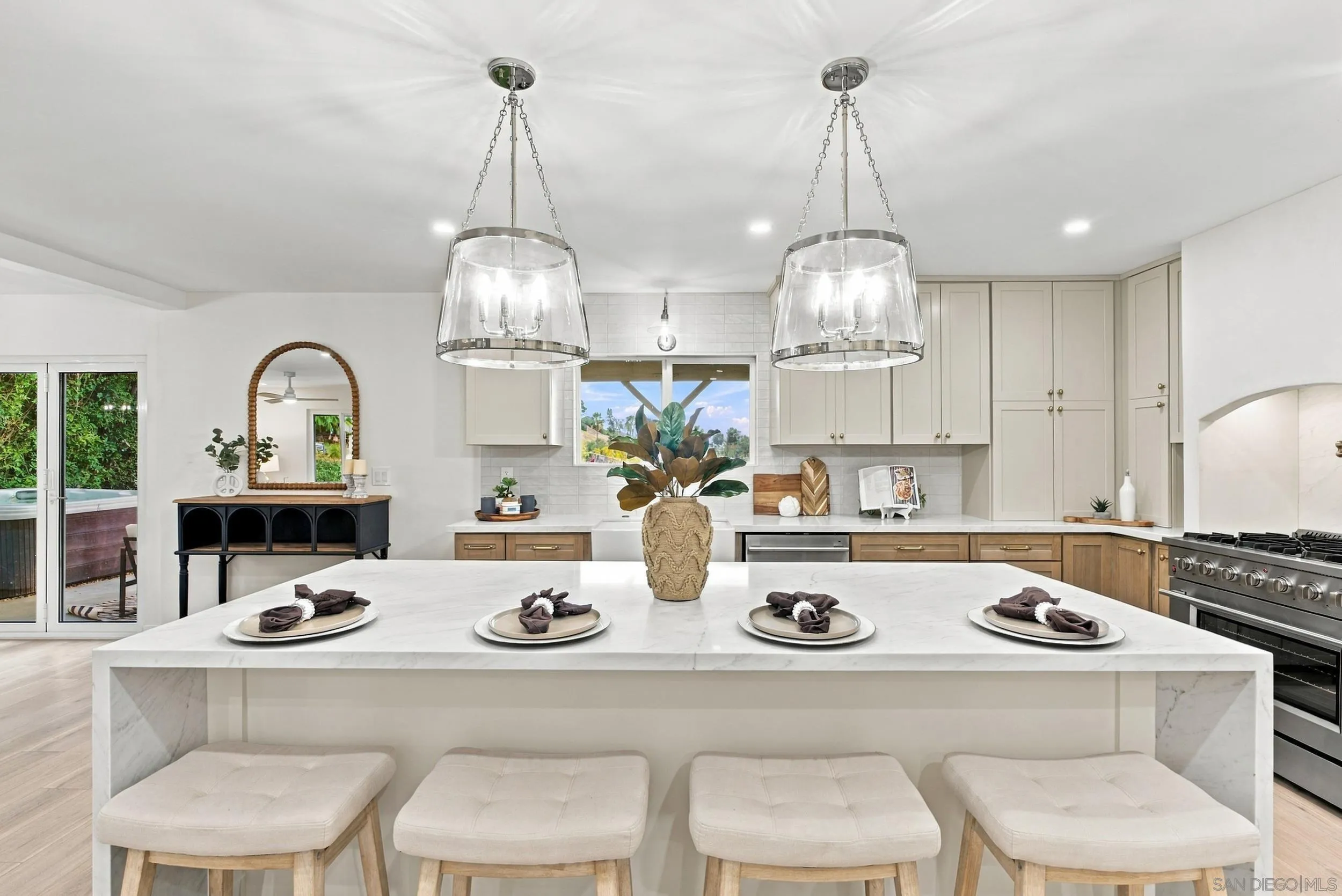 https://cdn.realtyfeed.com/cdn/127/260025527/c50ef53a5d5a5c944c60467fda74a4d5.webp