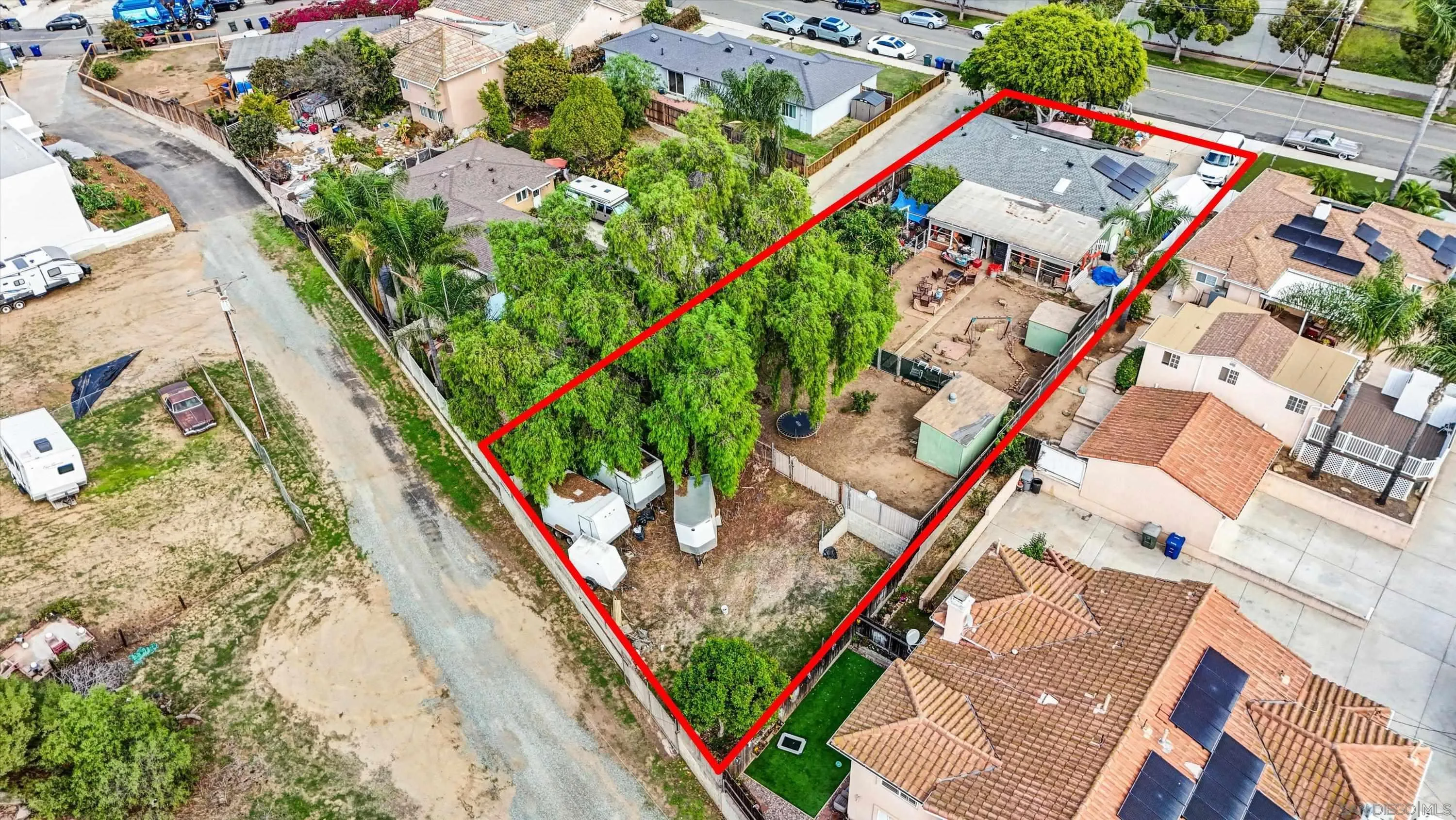 152 First Ave, Chula Vista, CA 91910 Notice the second homes/ADUs on neighbors property