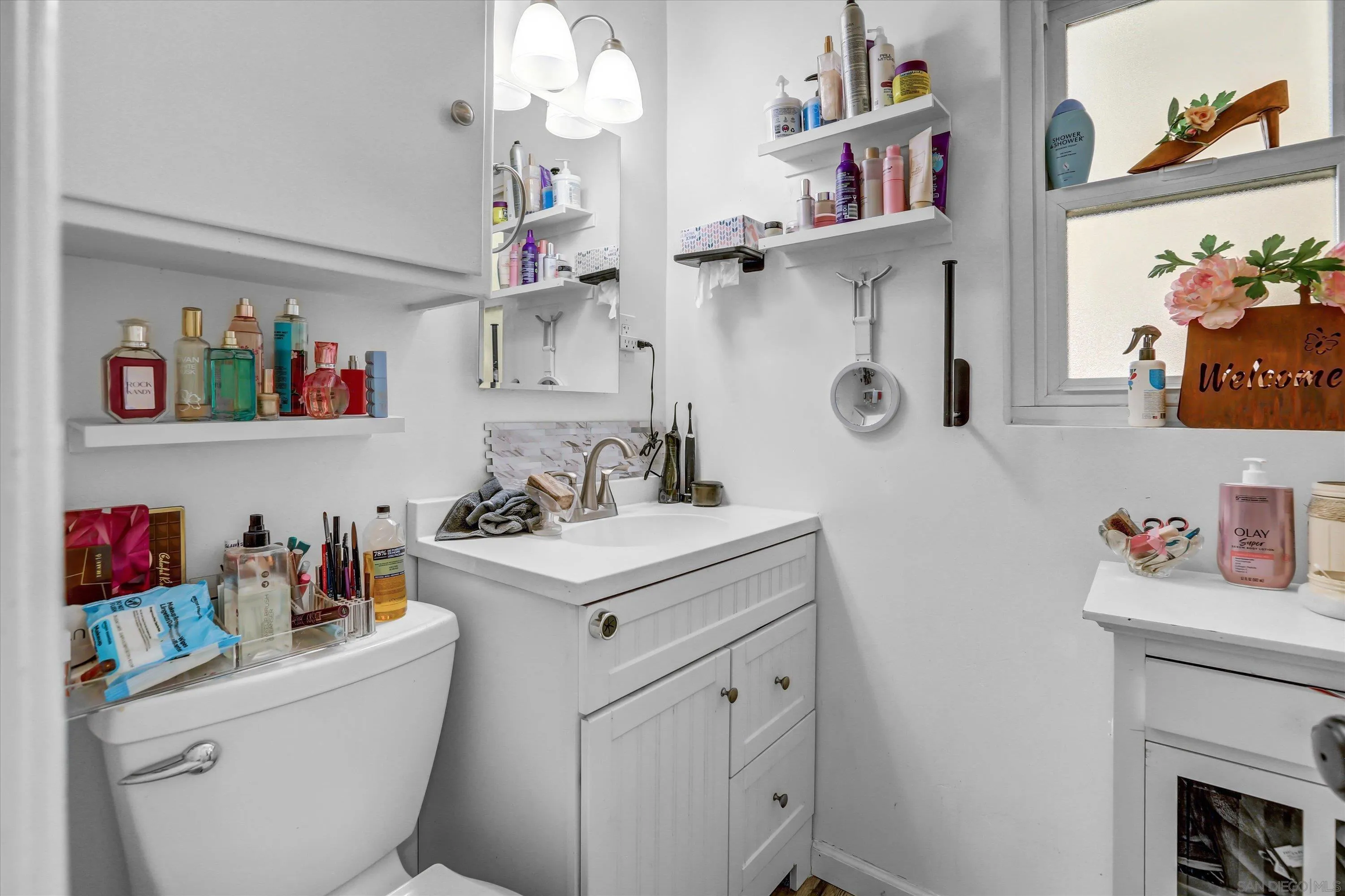 152 First Ave, Chula Vista, CA 91910 Bathroom