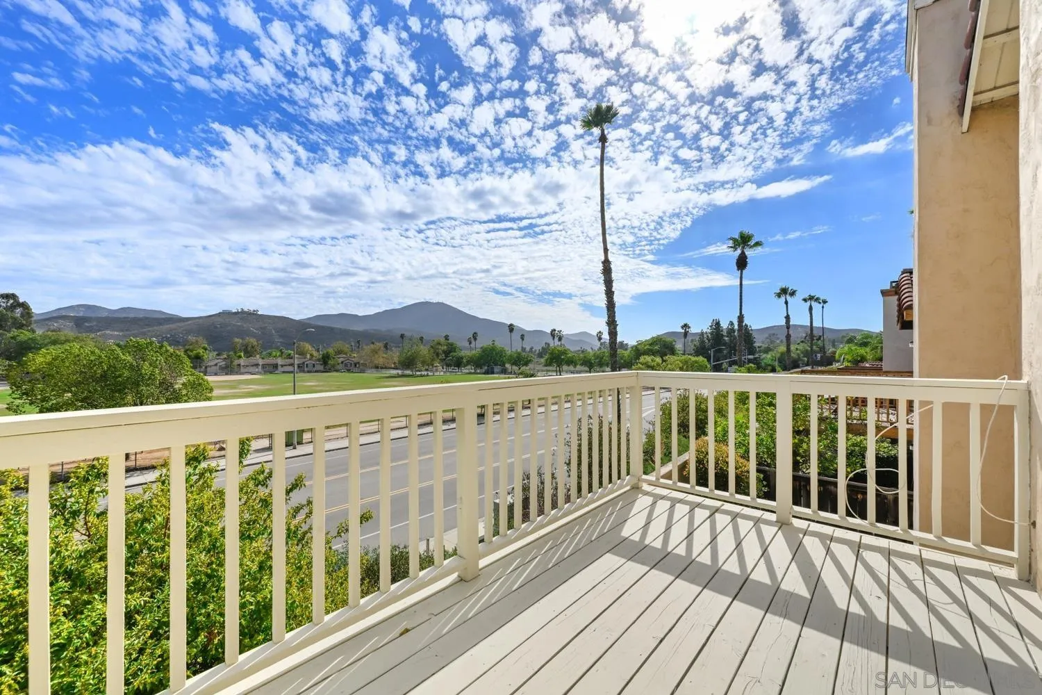 11832 Via Hacienda, El Cajon, CA 92019 11832 Via Hacienda, El Cajon, CA 92019