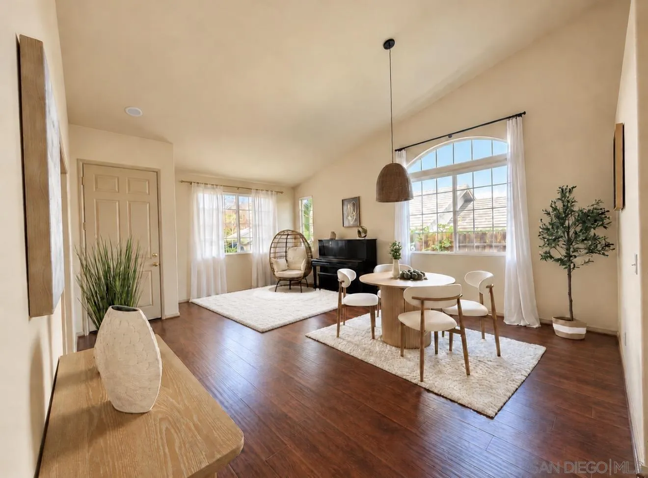 1992 Ridge Way Glen, Escondido, CA 92029 1992 Ridge Way Glen, Escondido, CA 92029