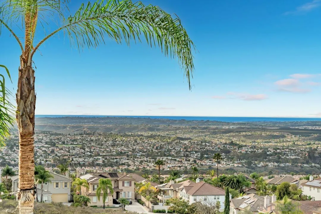 https://cdn.realtyfeed.com/cdn/127/260025536/4c238af1d3f3c05acd7a3e660c5bc319.webp