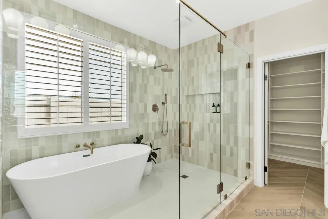 https://cdn.realtyfeed.com/cdn/127/260025536/6501bc02fa754b27347a49bbbfff9a17.webp