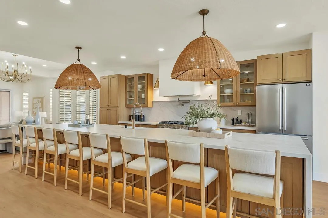 11310 Crystal Oaks Way, San Diego, CA 92131 11310 Crystal Oaks Way, San Diego, CA 92131