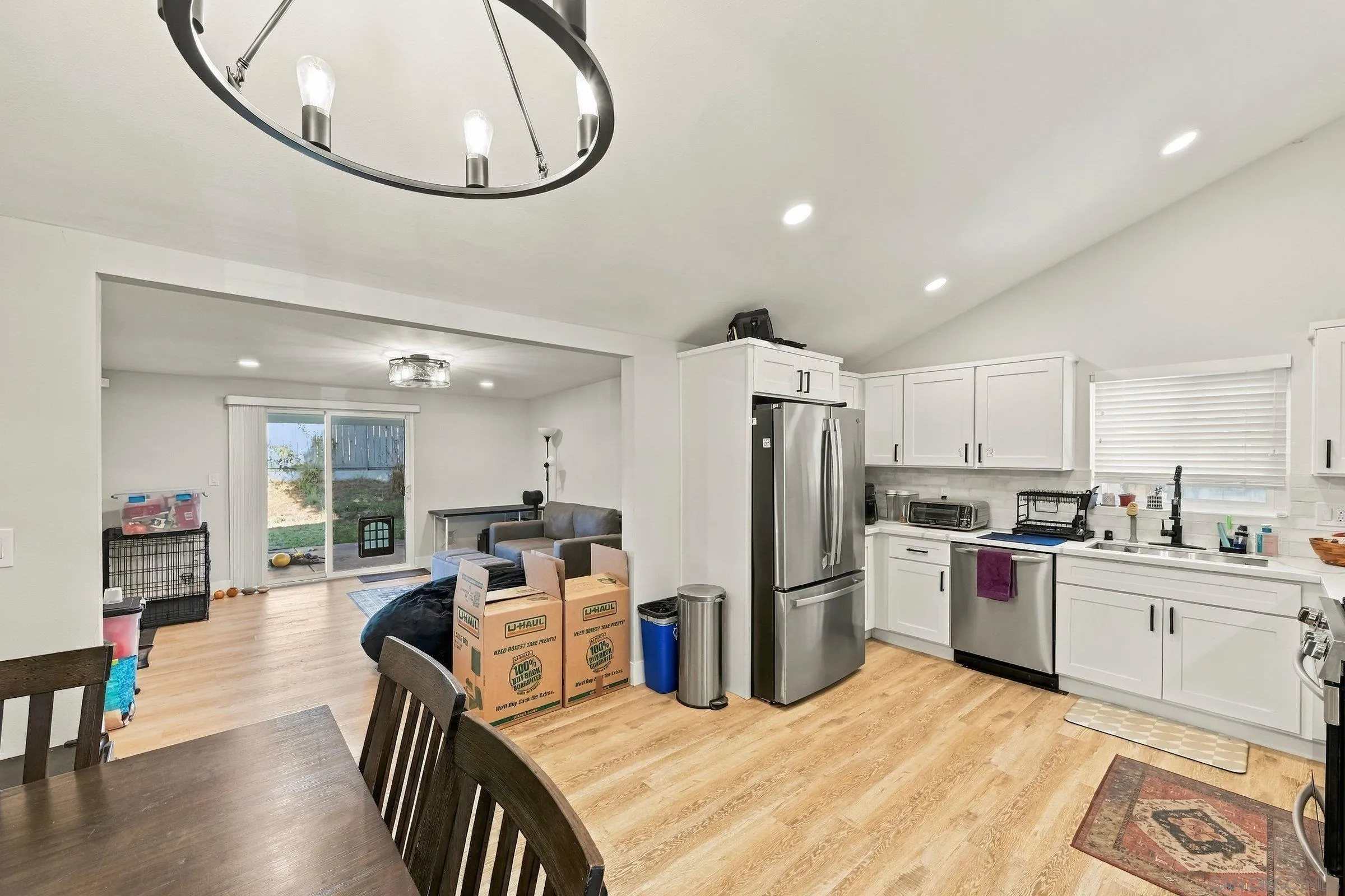 5710 Greycourt, San Diego, CA 92114 5710 Greycourt, San Diego, CA 92114